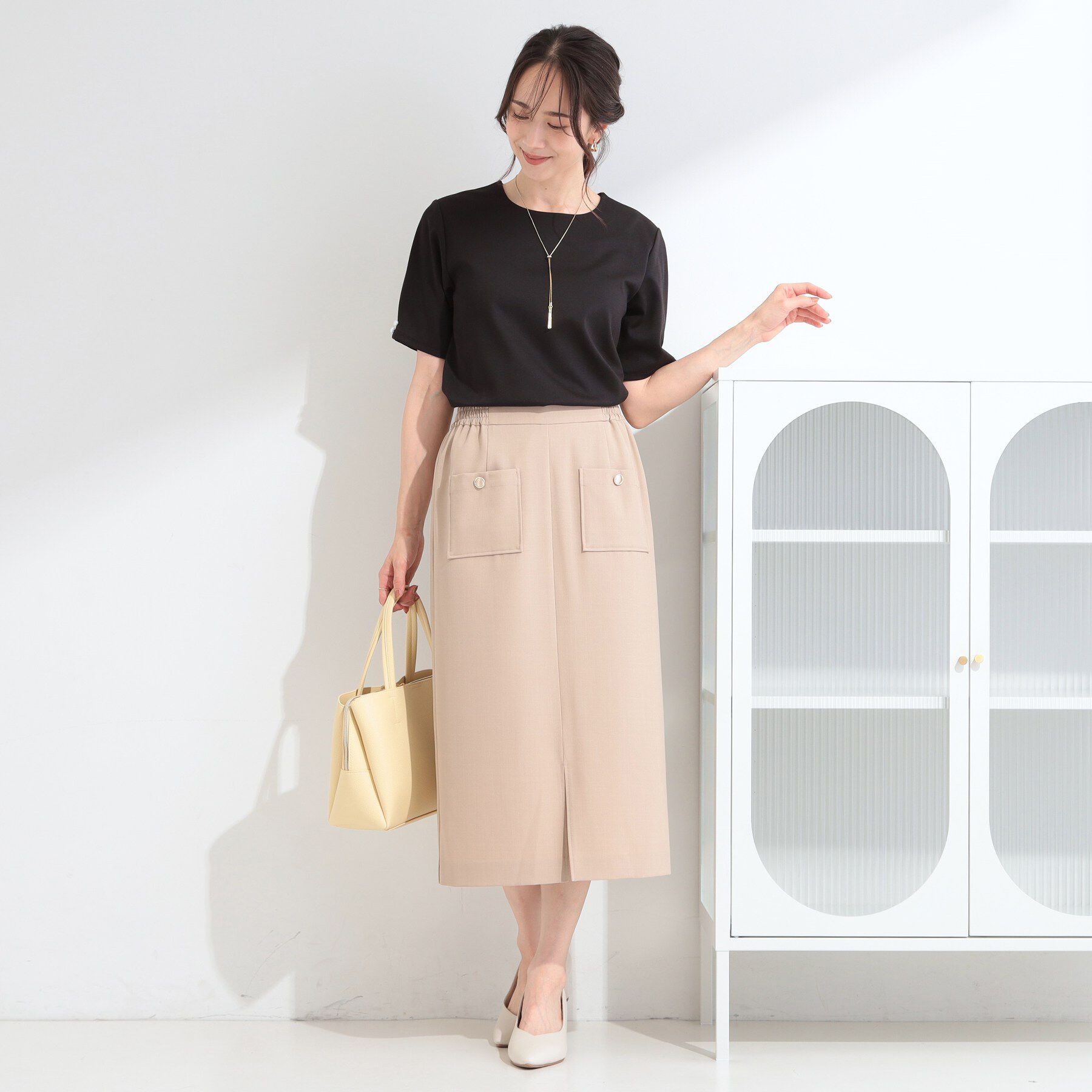SHOO･LA･RUE「【2点セット/洗濯機可/S-LL】ネックレス付き お袖パールブラウス」|Tシャツ・カットソー|