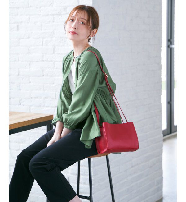 ikka「【雑誌InRed11月号掲載】GOKU楽PUミニショルダーバッグ【軽量】」|その他|