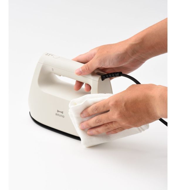 BRUNO「衣類スチーマー」|電化製品|