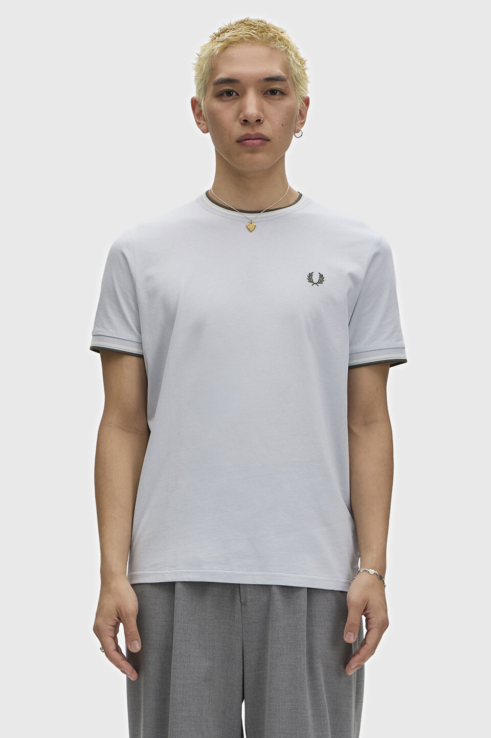 FRED PERRY 「Twin Tipped T-Shirt／ティップラインTシャツ M1588V」|Tシャツ・カットソー|