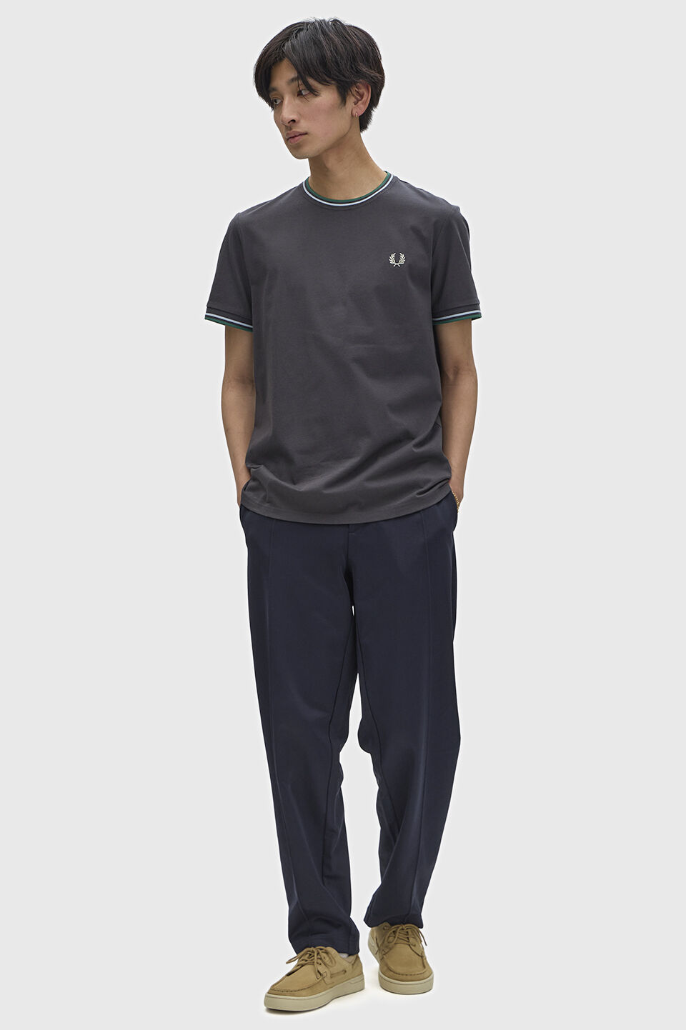 FRED PERRY 「Twin Tipped T-Shirt／ティップラインTシャツ M1588V」|Tシャツ・カットソー|