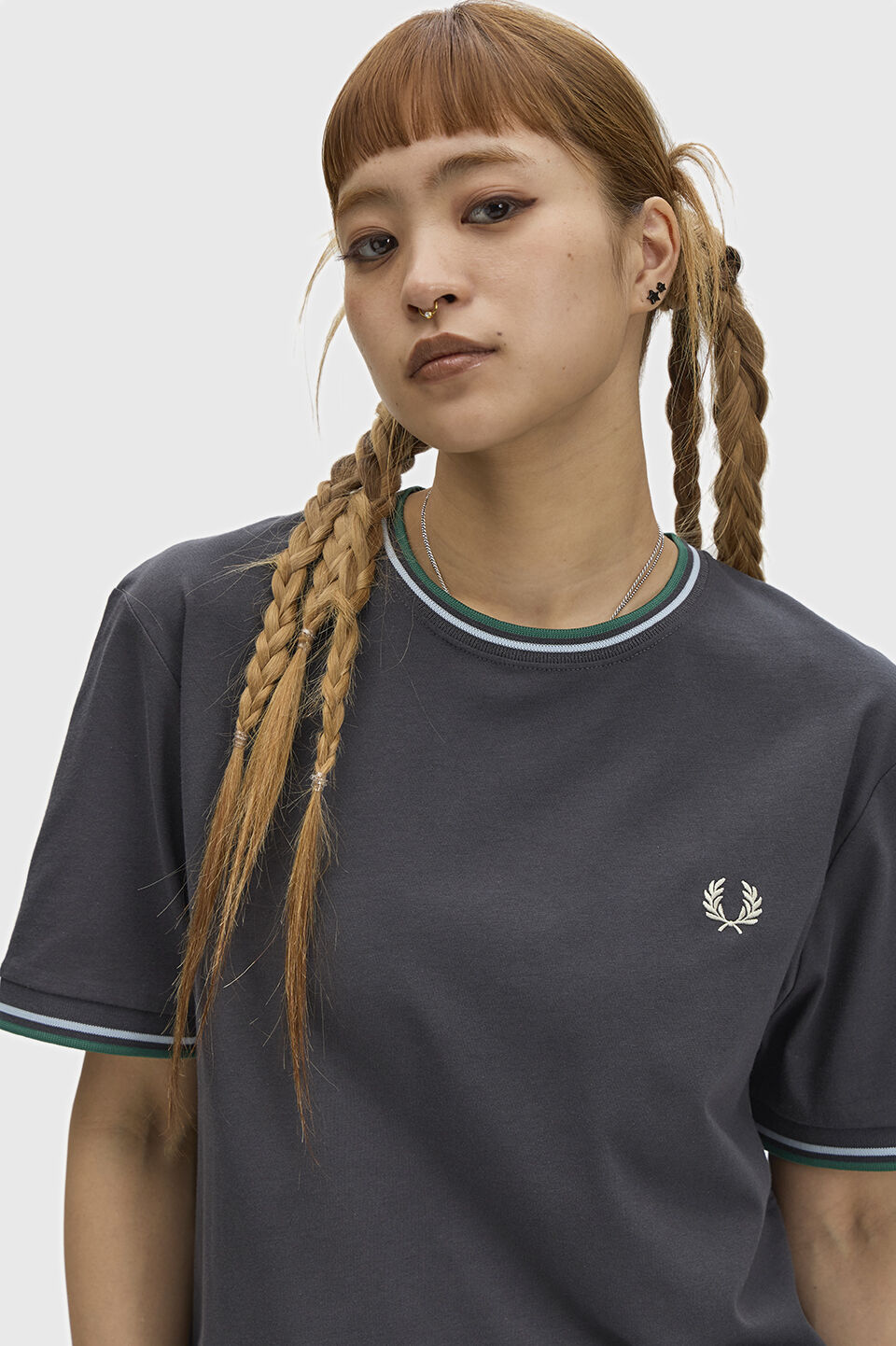 FRED PERRY 「Twin Tipped T-Shirt／ティップラインTシャツ M1588V」|Tシャツ・カットソー|