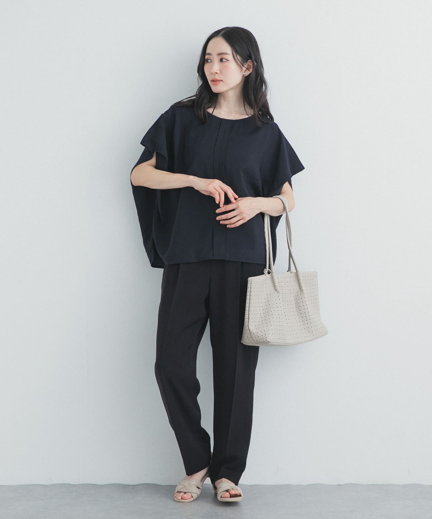 URBAN RESEARCH DOORS「センタータックコクーンブラウス」|シャツ・ブラウス|