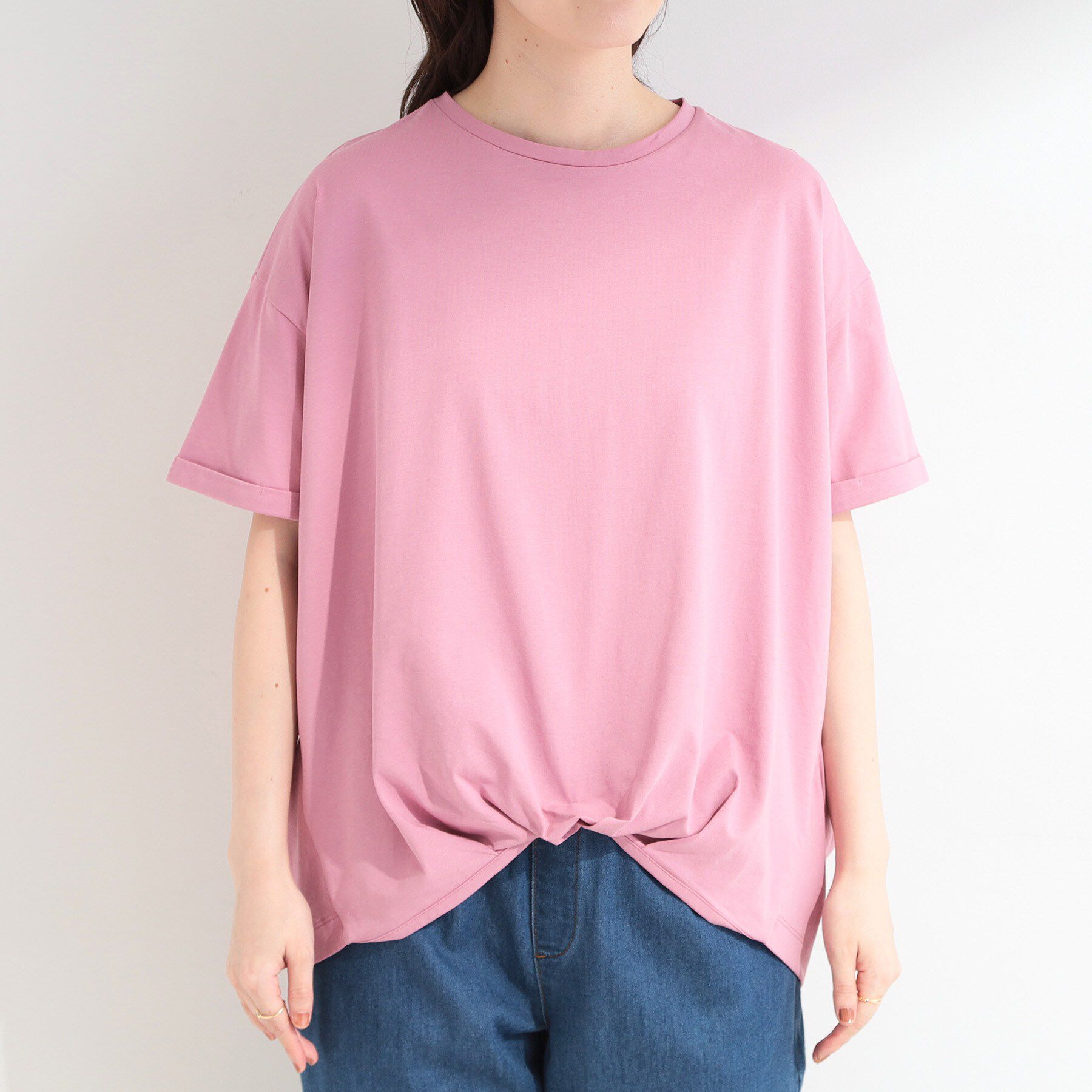 SHOO･LA･RUE「【ひんやり/体型カバー/S-LL】インせず決まる フロントタックデザインTシャツ」|Tシャツ・カットソー|