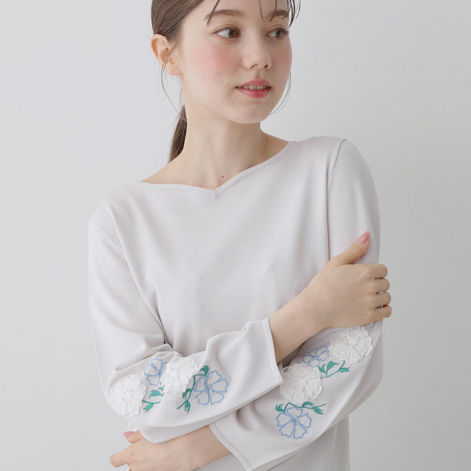 SunaUna「【SS～Lサイズ展開／フラワー刺繍】クラフトニット」|ニット・セーター|
