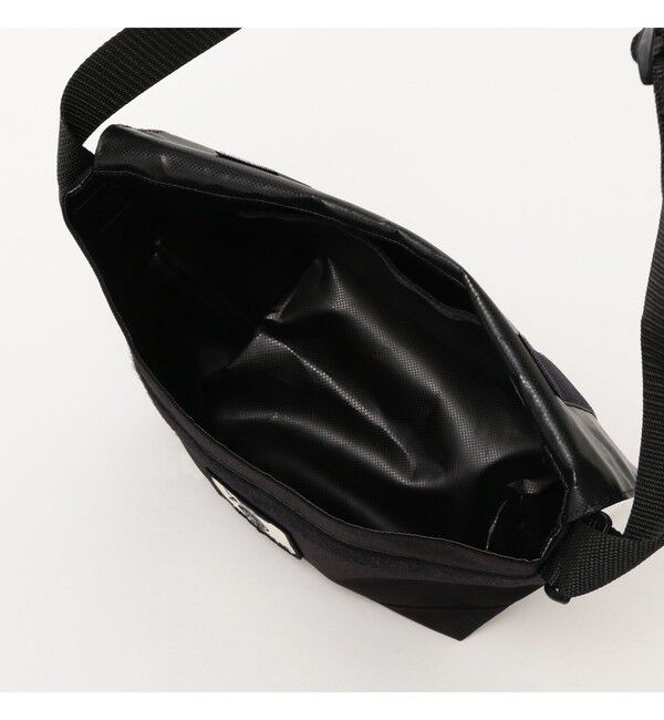 BEAMS「【別注】DEMARTINI / Messenger Bag」|リュック|