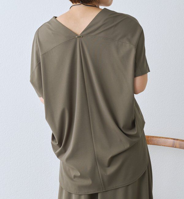  「Vネックコクーンカットソー【接触冷感/紫外線防止/セットアップ可】」|Tシャツ・カットソー|