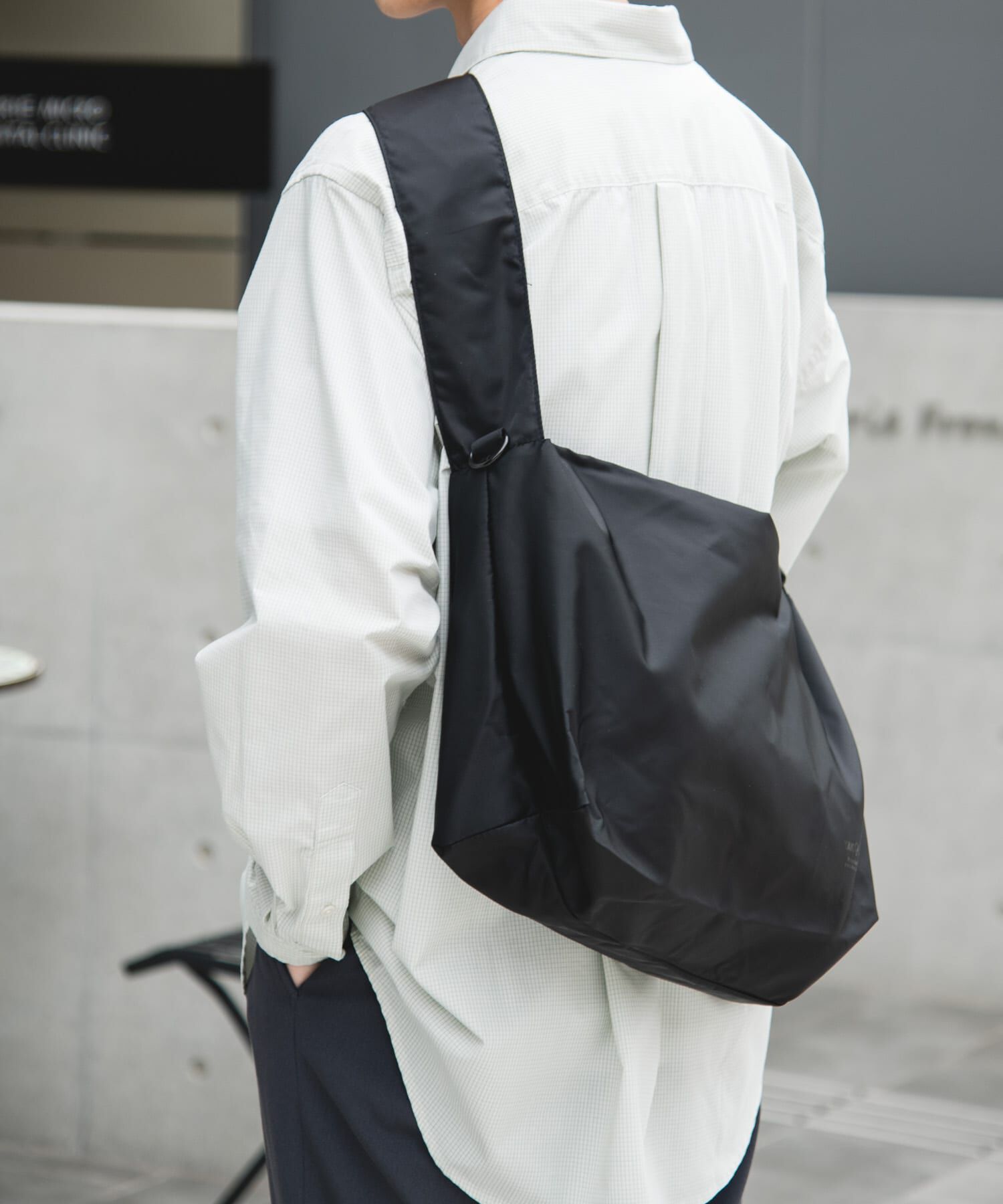URBAN RESEARCH DOORS「『別注』YAKPAK&times;DOORS　SHOULDER BAG M」|ショルダー・メッセンジャー|