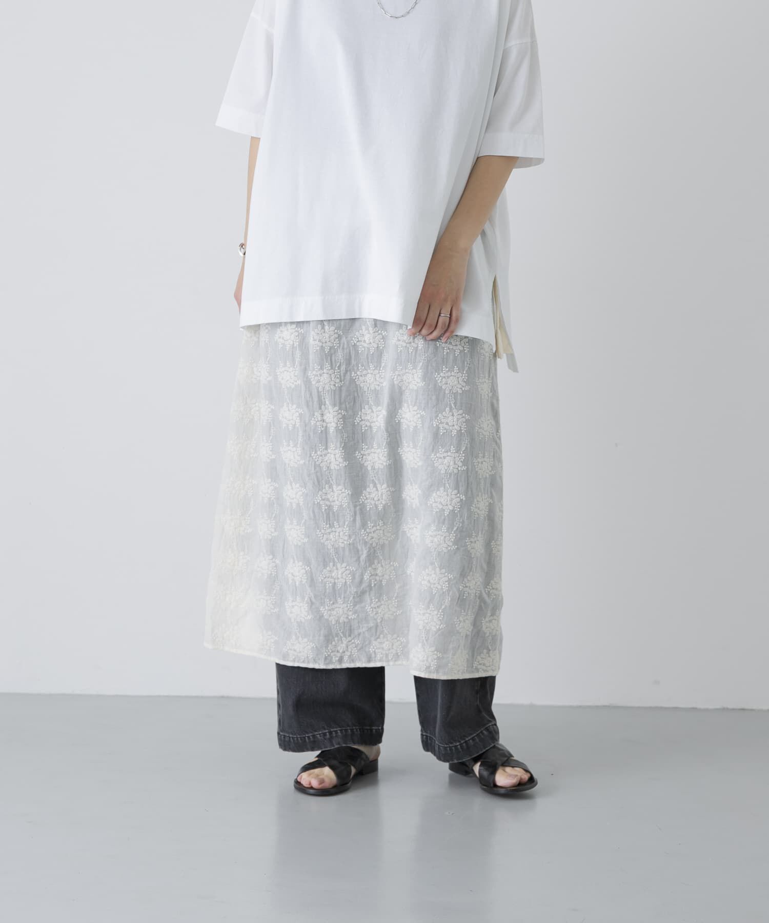 かぐれ「コットンガーゼ刺繍スカート」|スカート|