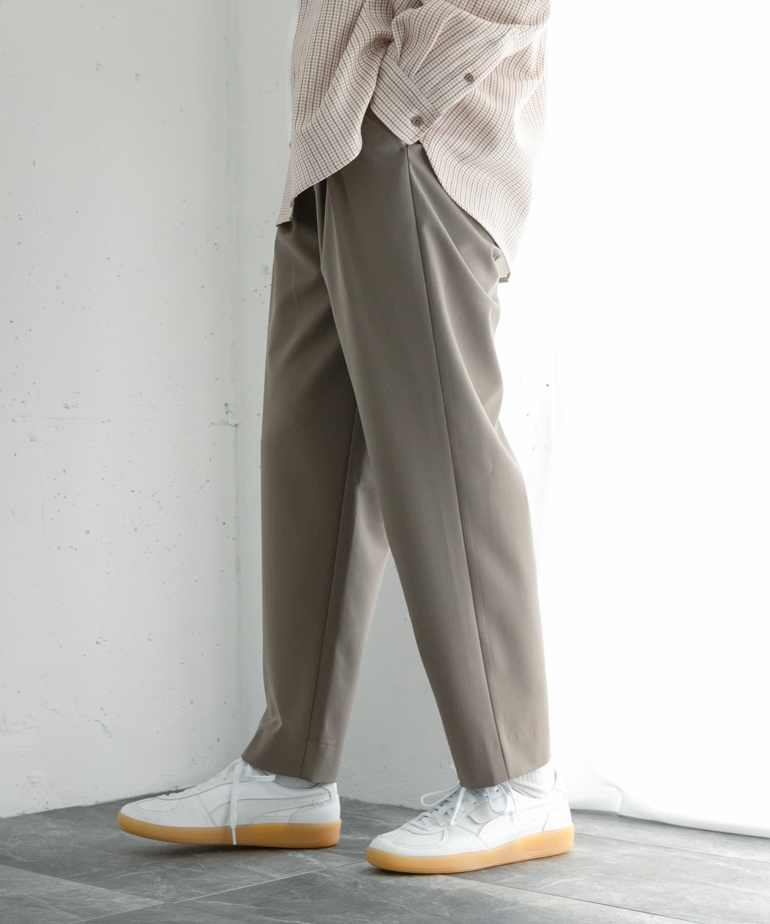 SENSE OF PLACE by URBAN RESEARCH「『イージーケア』ダブルタックテーパードパンツ」|その他|