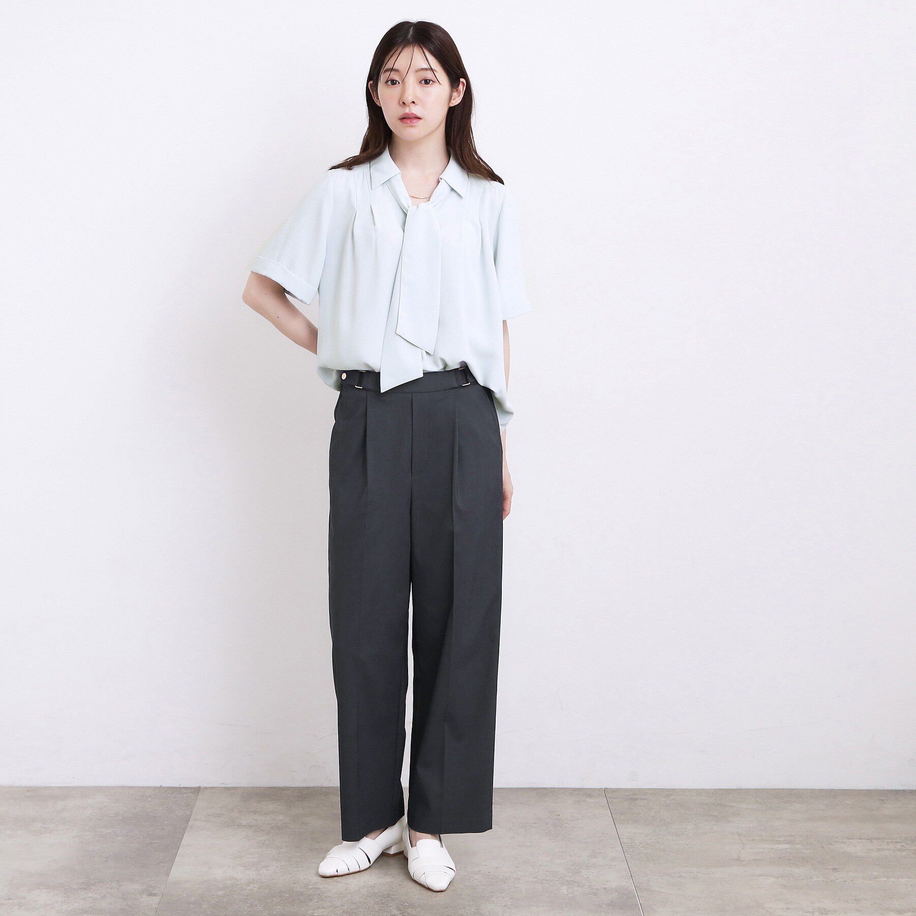 grove「暑い季節もきれいが続く！センタープレスが取れにくい、ハイパーストレッチワイドパンツ」|その他|