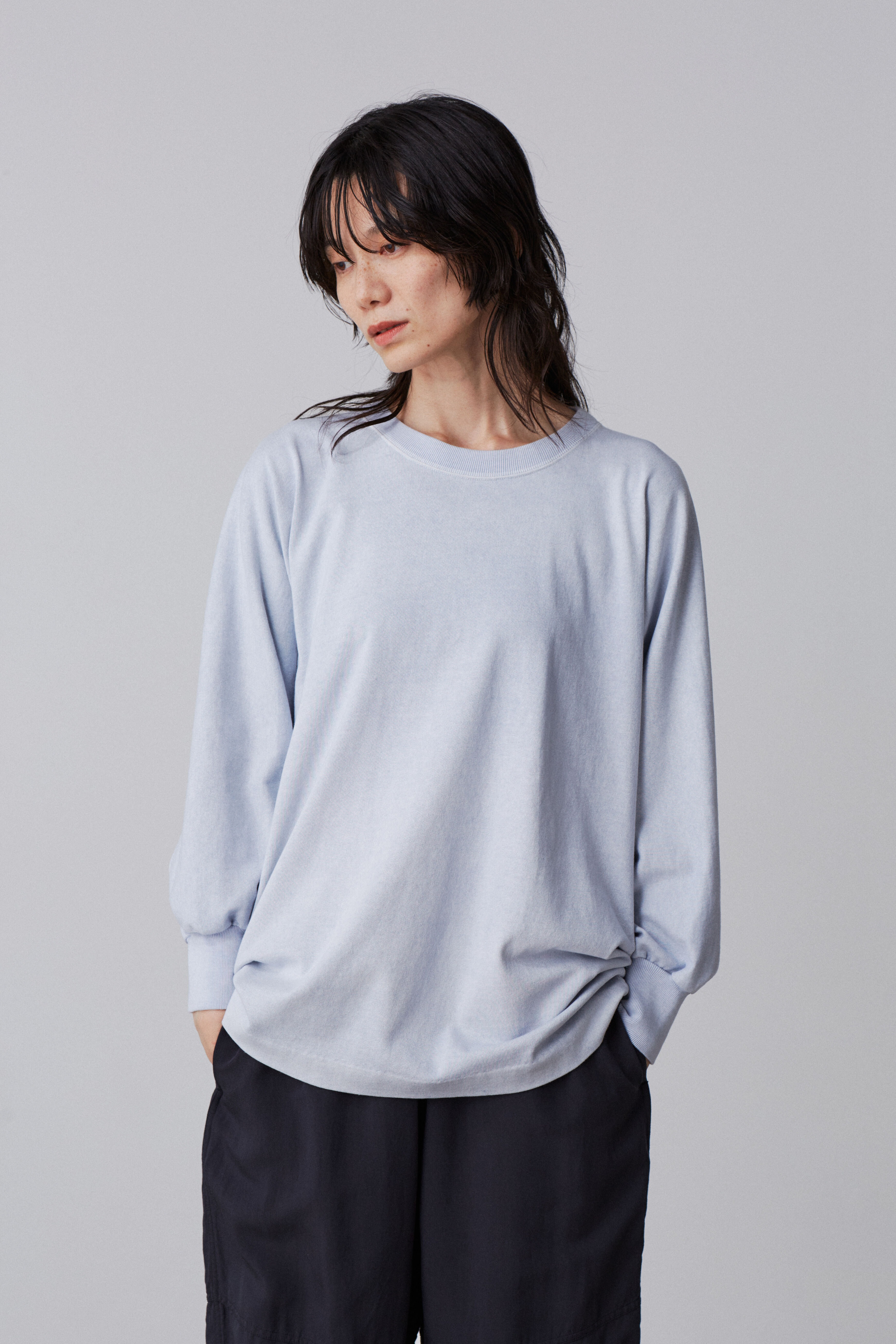 YLEVE 「YLEVE / OPEN END COTTON PIGMENT DYE PULL OVER」|Tシャツ・カットソー|