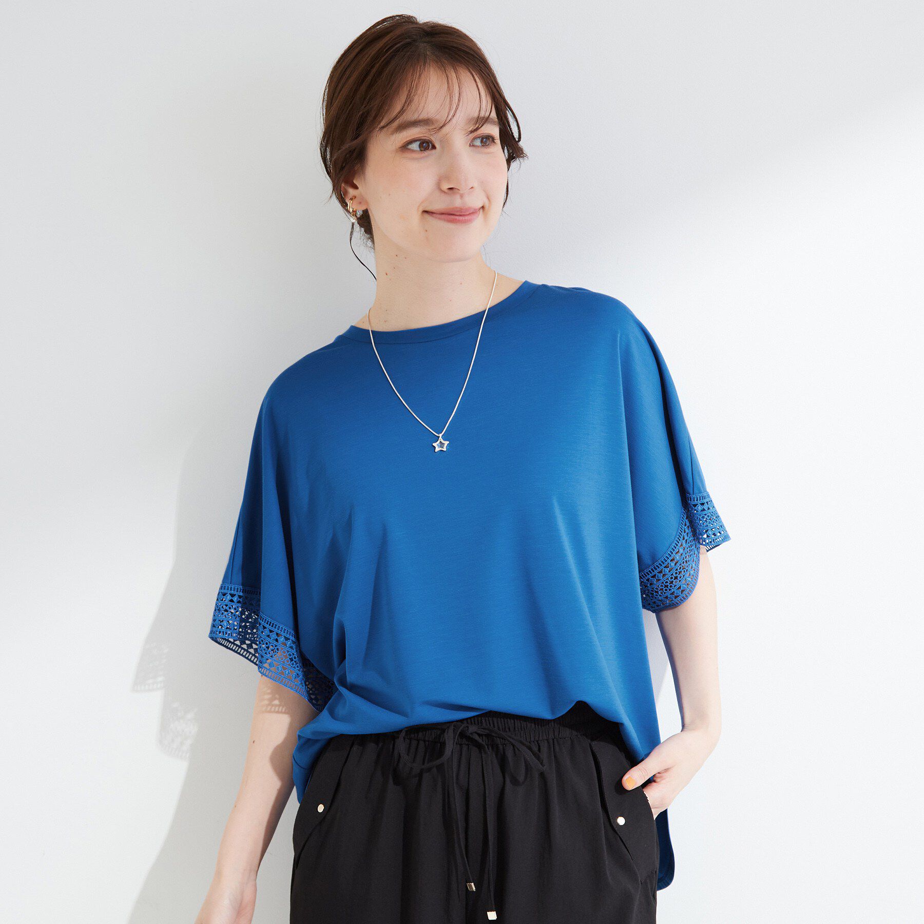 SHOO･LA･RUE「【ひんやり/UV/体型カバー】ヒップ周りが隠せる お袖レースTシャツ」|Tシャツ・カットソー|