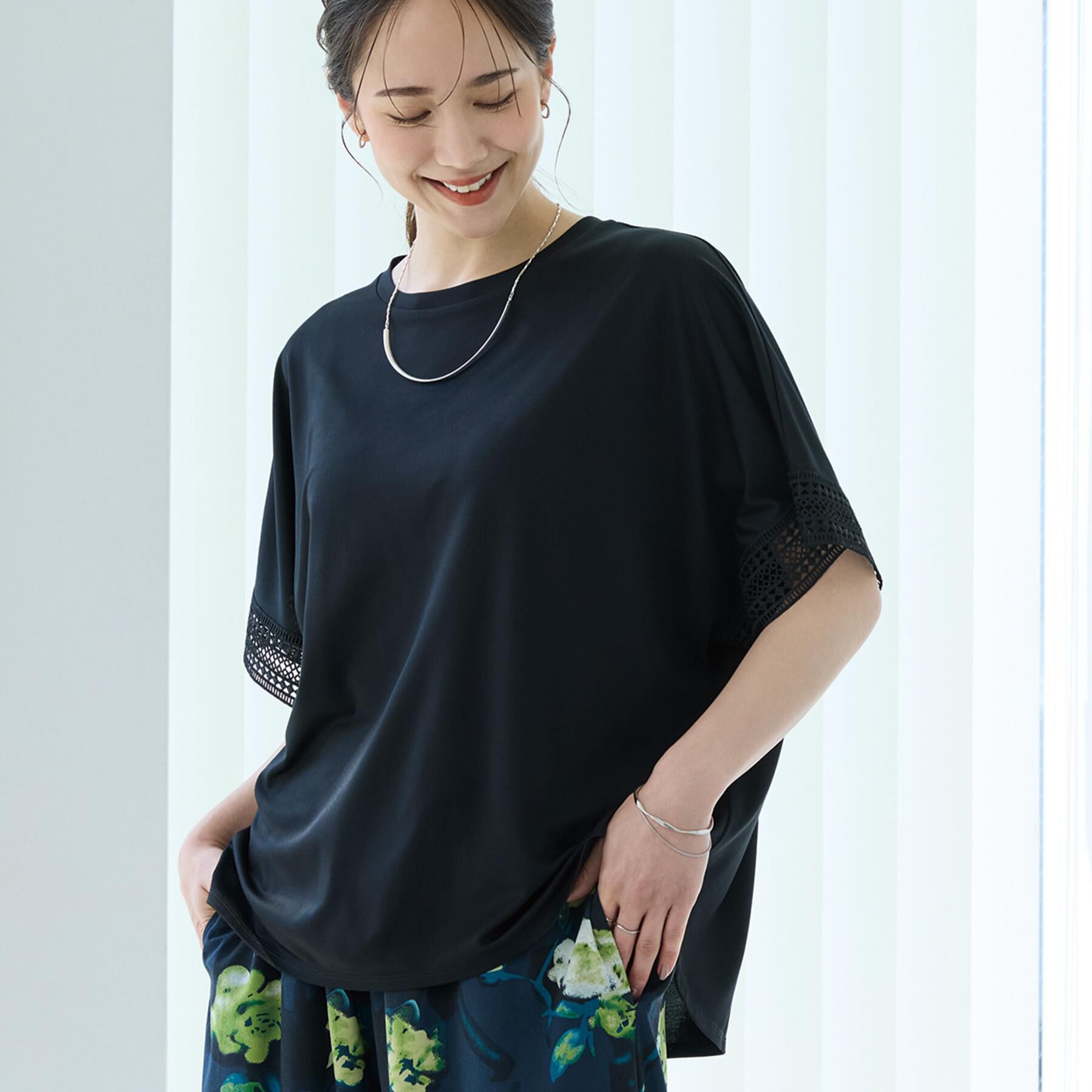 SHOO･LA･RUE「【ひんやり/UV/体型カバー】ヒップ周りが隠せる お袖レースTシャツ」|Tシャツ・カットソー|