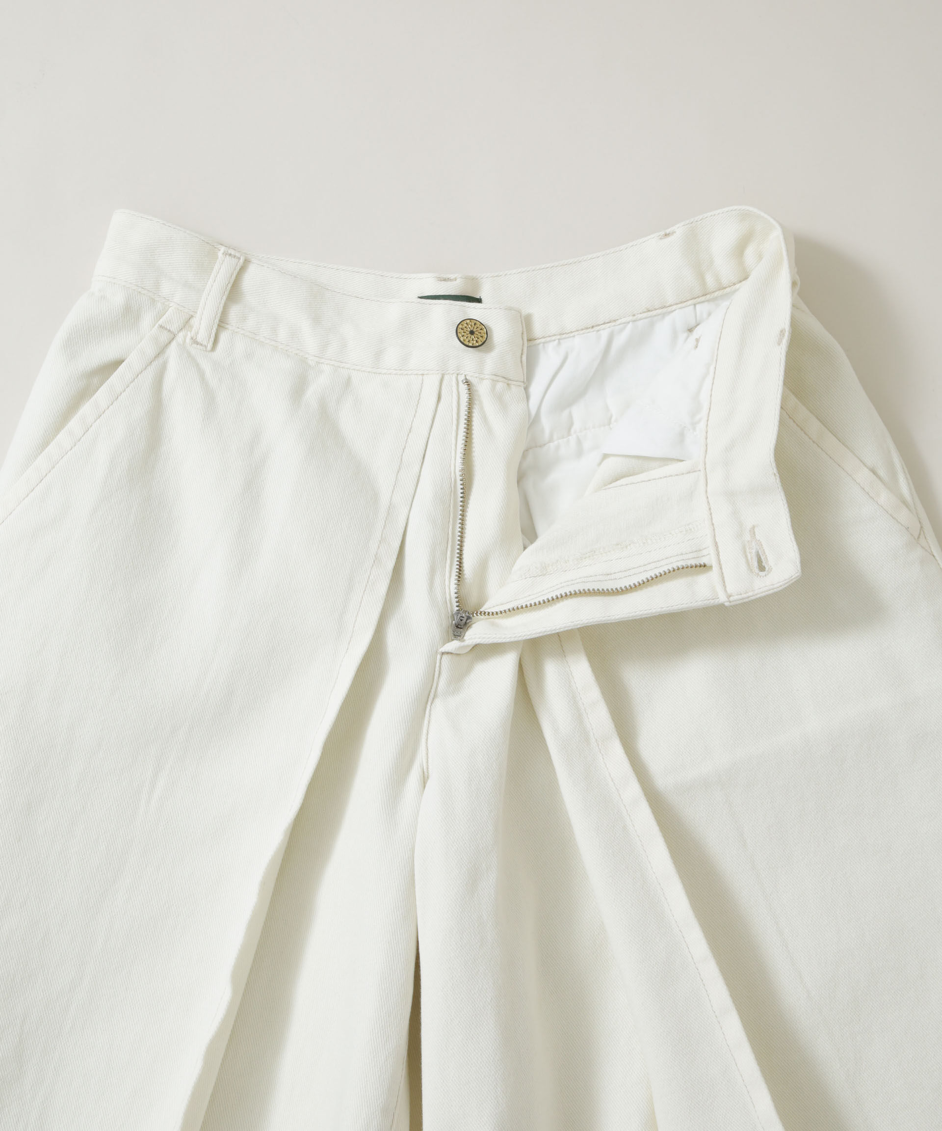 nano･universe「157/HALF TUCK SHORTS」|チノ|
