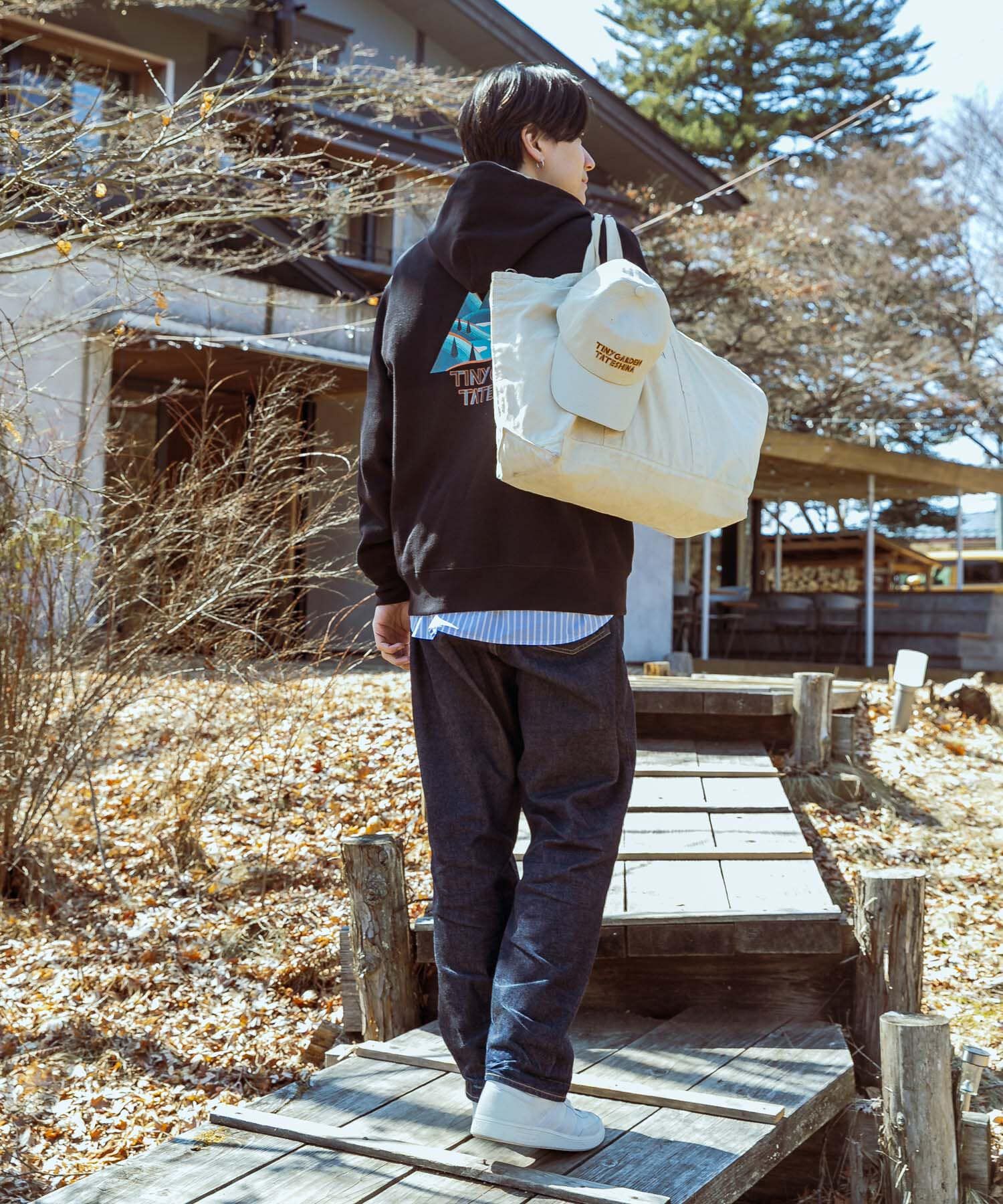 URBAN RESEARCH DOORS「TGT ロゴプリント フーディ」|パーカー|