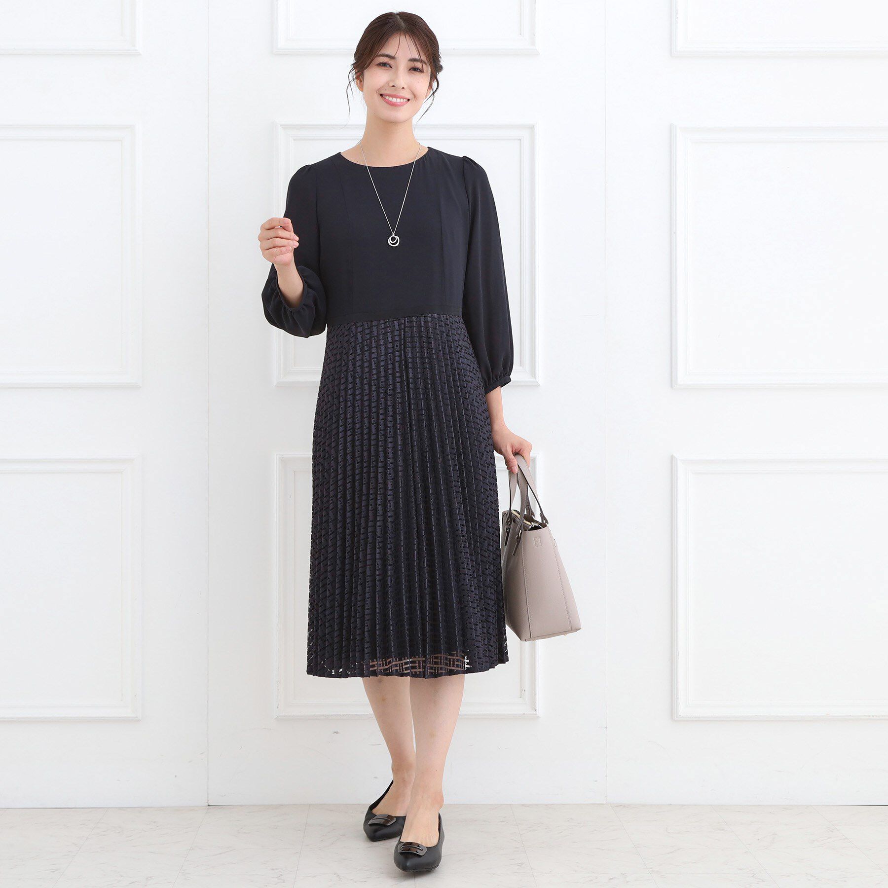 Reflect「【SS-4Lサイズ】シフォン&times;幾何柄レースプリーツワンピース」|ワンピース|