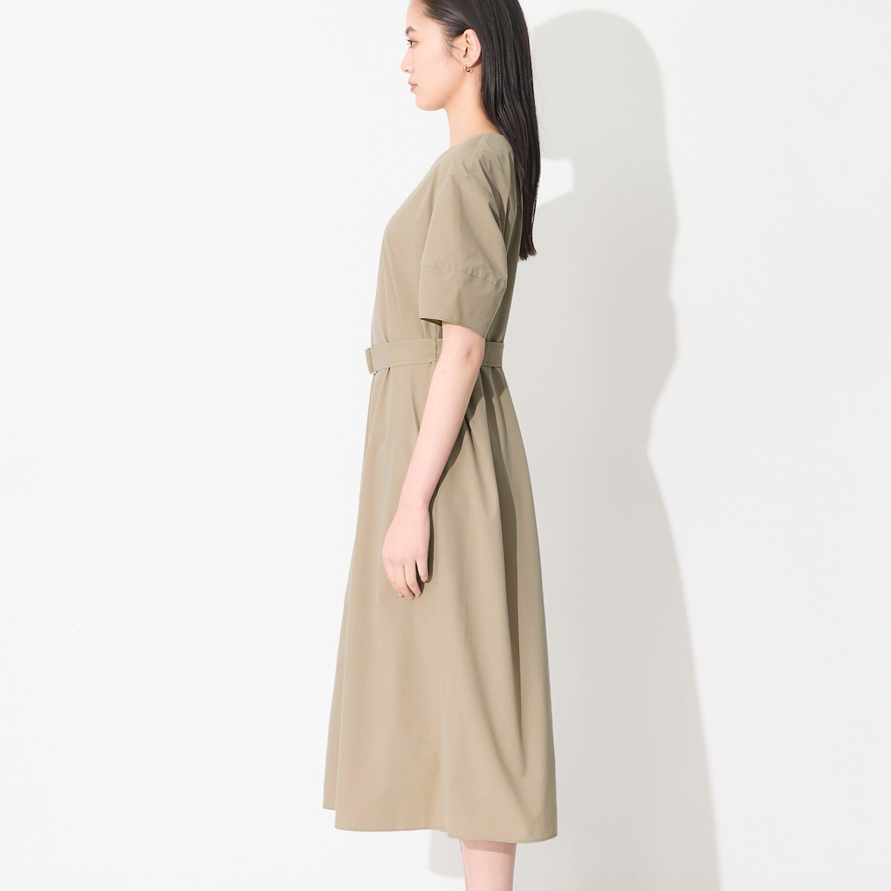 INDIVI「【撥水／UVケア／SETUP可能】軽量ベルト付きAラインワンピース」|ワンピース|