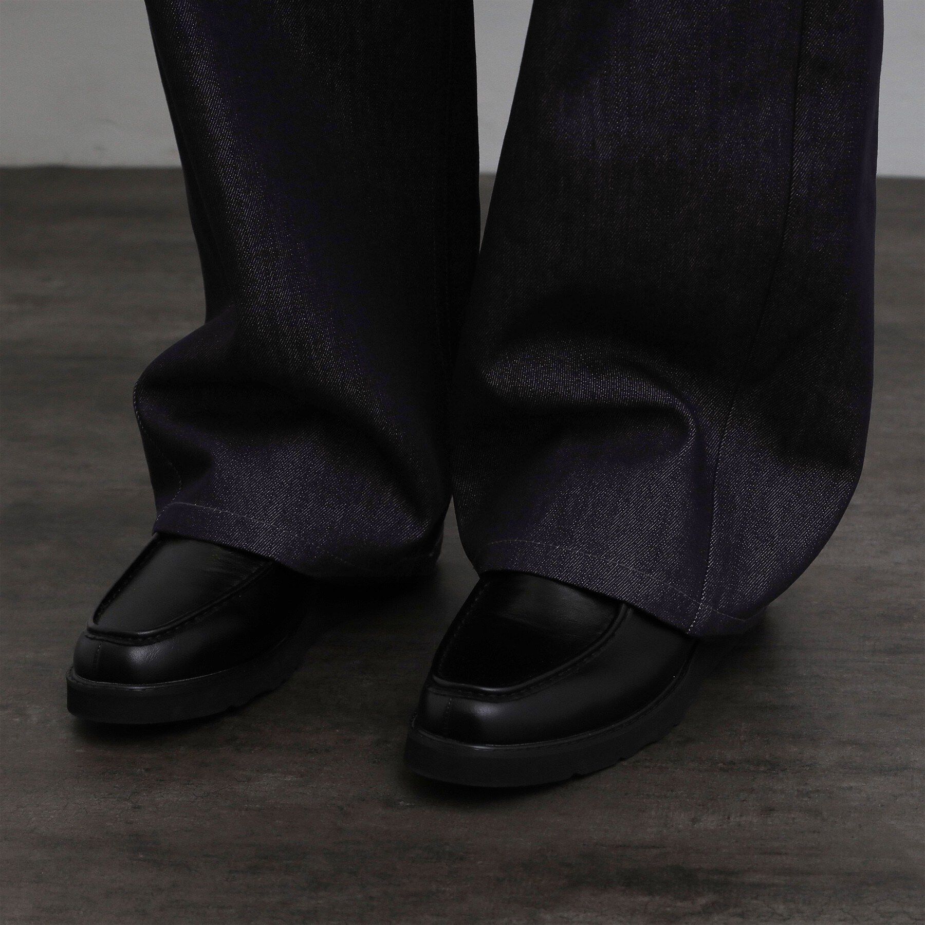 tk.TAKEO KIKUCHI「【色褪せしにくいデニム】Comfy Fadeless Denim Seriesバレルデニム」|デニム|