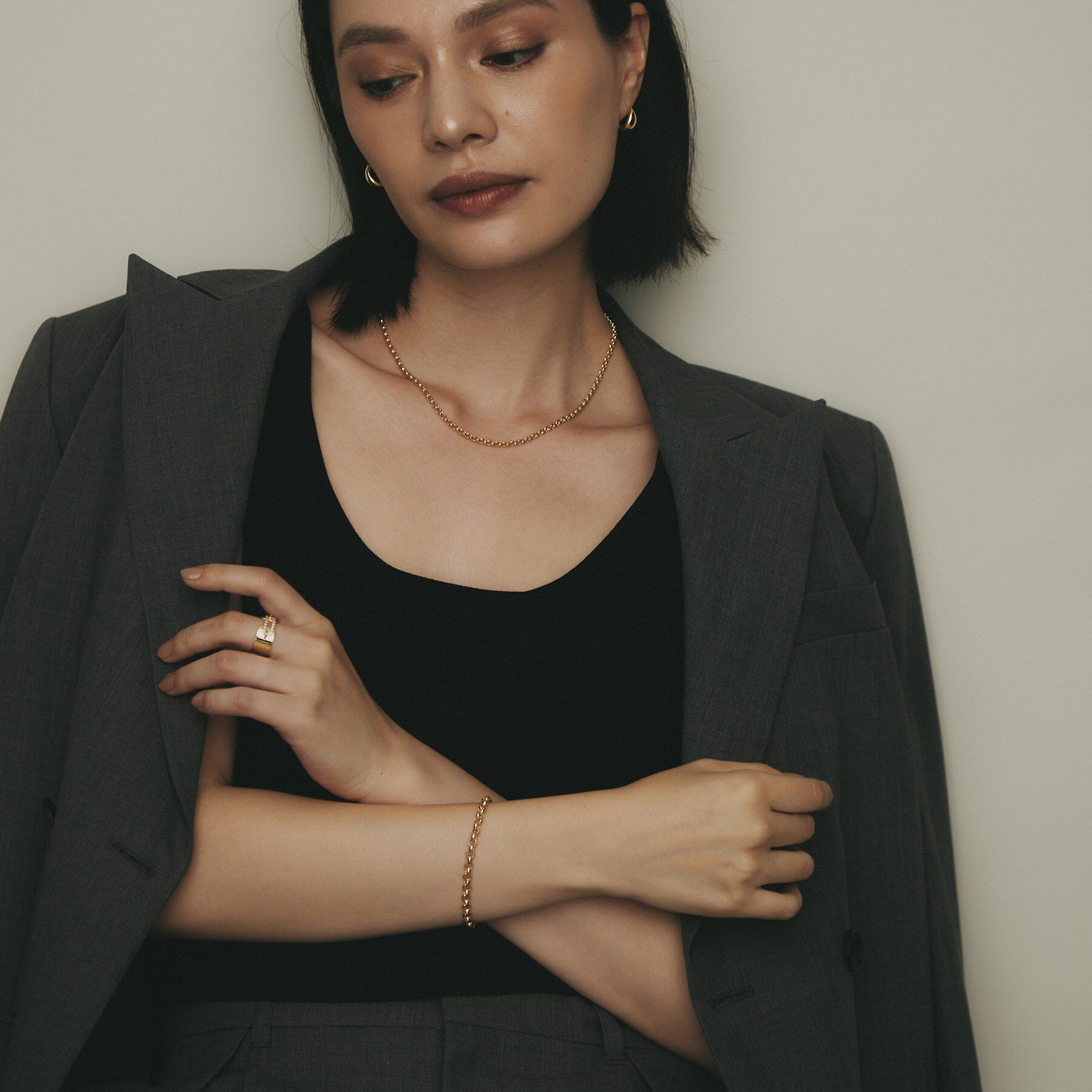 COCOSHNIK「K18中空ハーフラウンド ネックレス」|ネックレス|