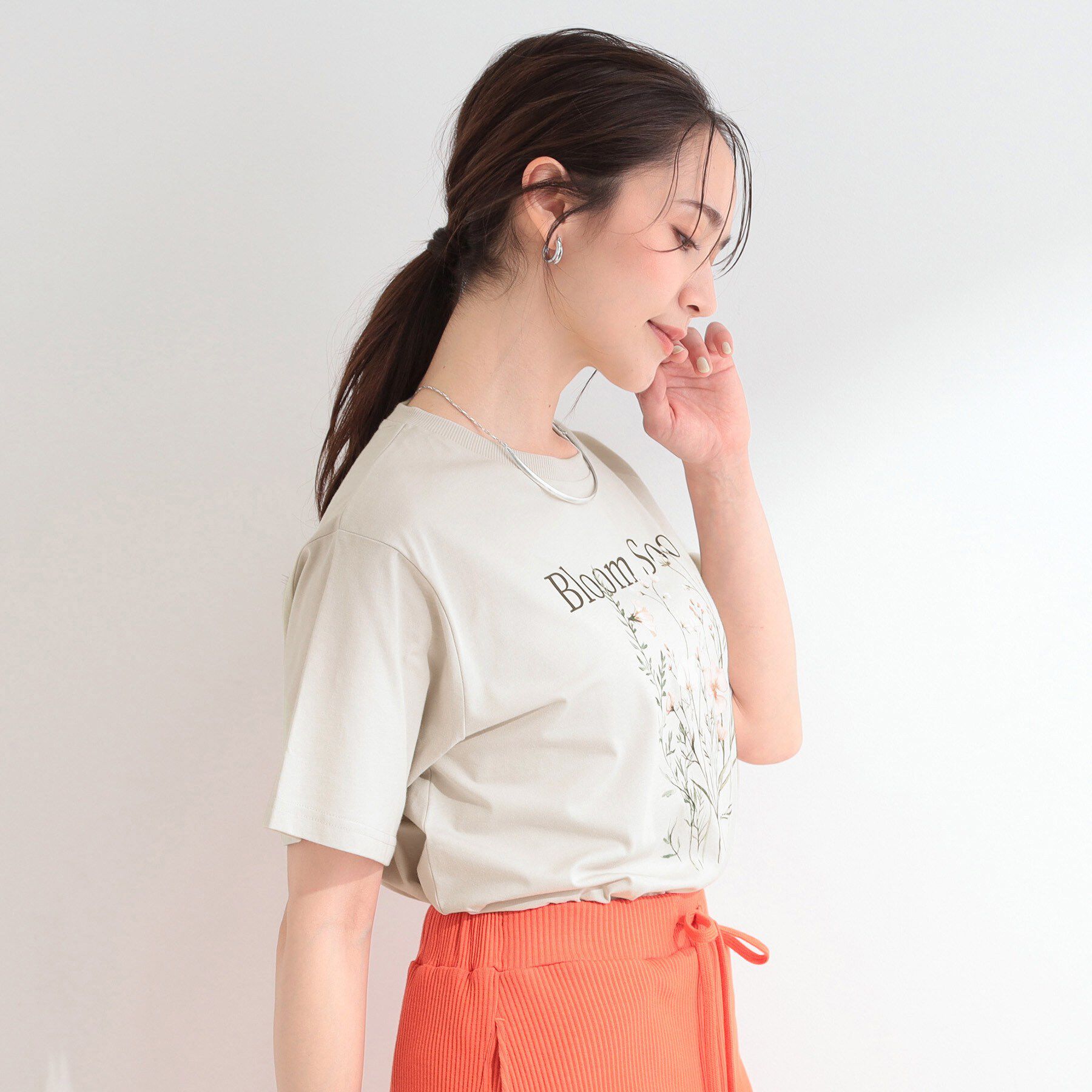 SHOO･LA･RUE「【ひんやり/洗濯機可/S-LL】夏に快適サラサラ感 大人のひんやりプリントTシャツ」|Tシャツ・カットソー|