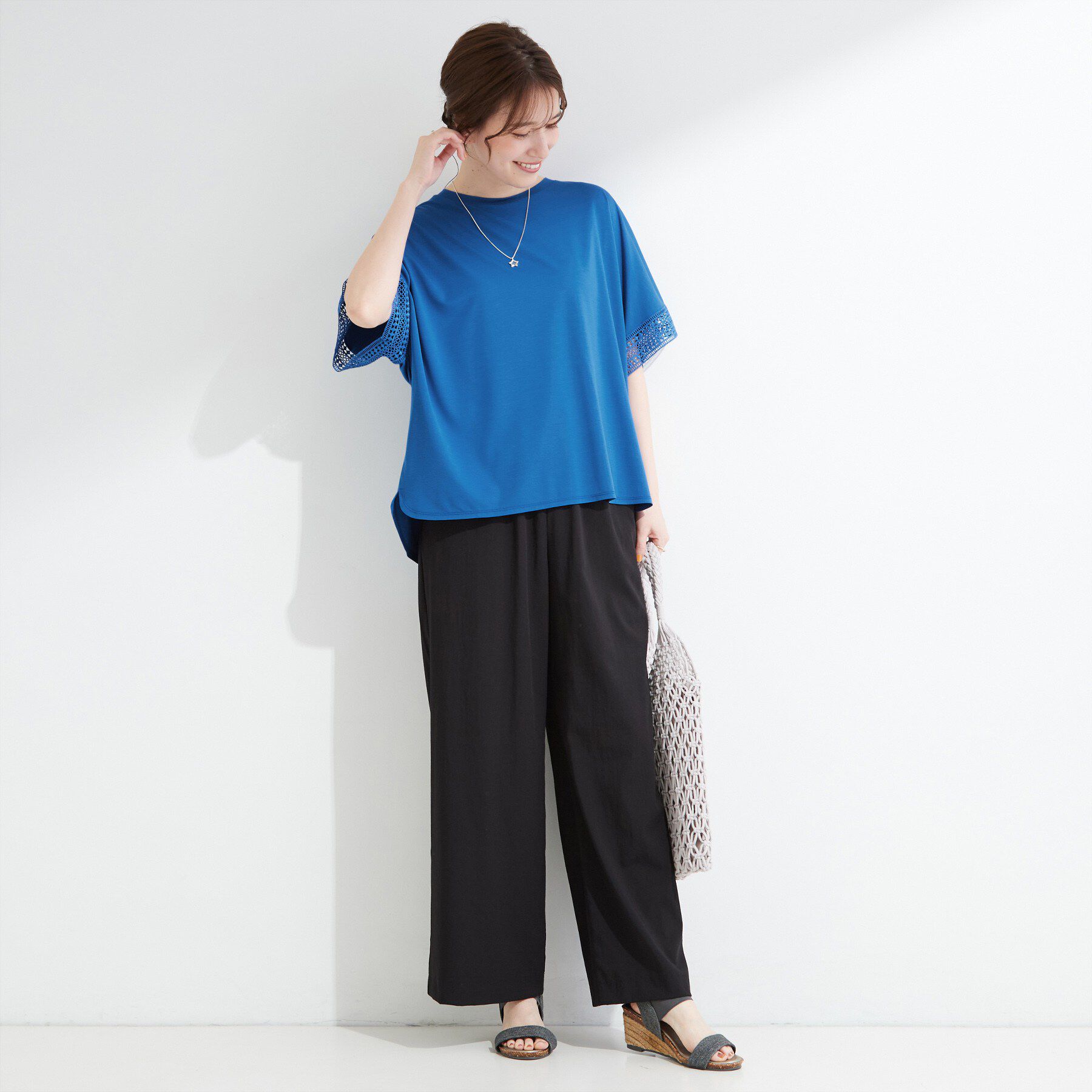 SHOO･LA･RUE「【ひんやり/UV/体型カバー】ヒップ周りが隠せる お袖レースTシャツ」|Tシャツ・カットソー|