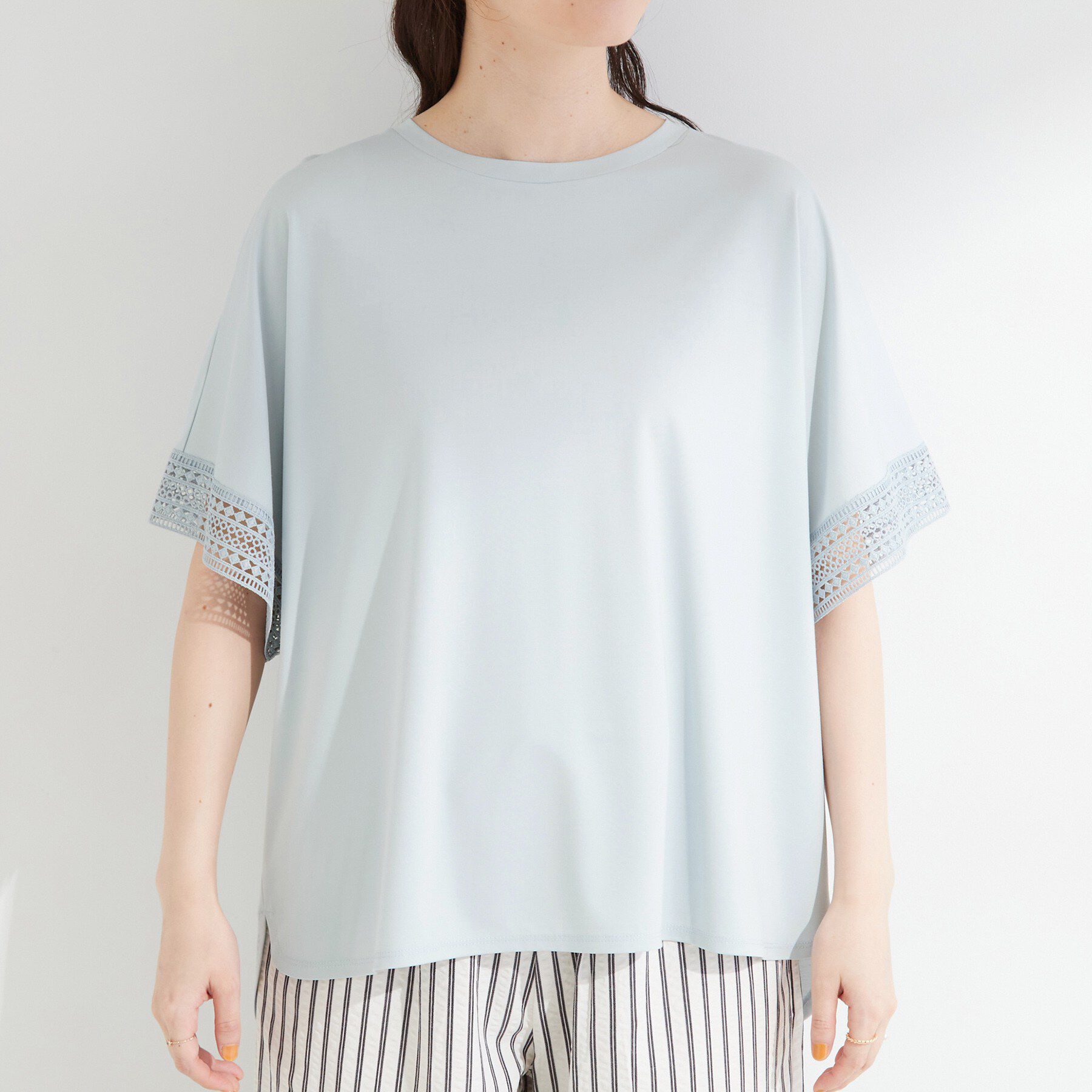 SHOO･LA･RUE「【ひんやり/UV/体型カバー】ヒップ周りが隠せる お袖レースTシャツ」|Tシャツ・カットソー|