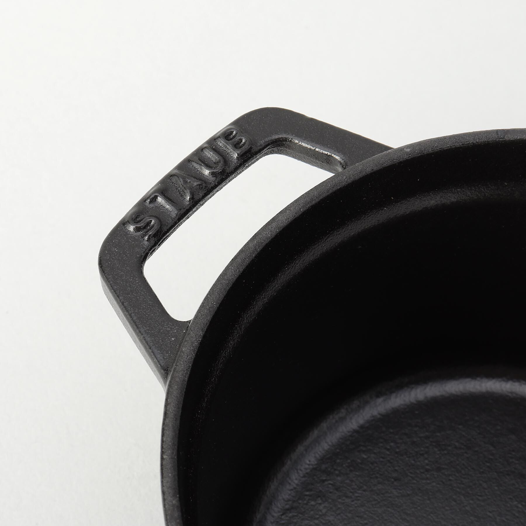 212 KITCHEN STORE「ピコ・ココット 14cm BK ＜Staub ストウブ ＞」|食器・キッチングッズ|