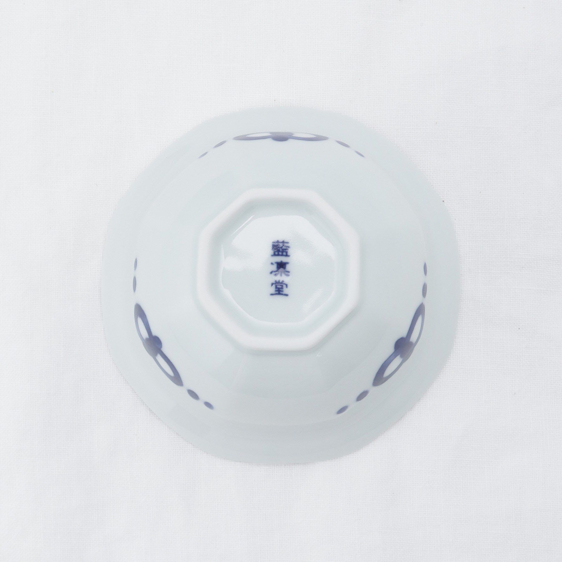 212 KITCHEN STORE「藍凛堂 八角小鉢 間取草花」|食器・キッチングッズ|