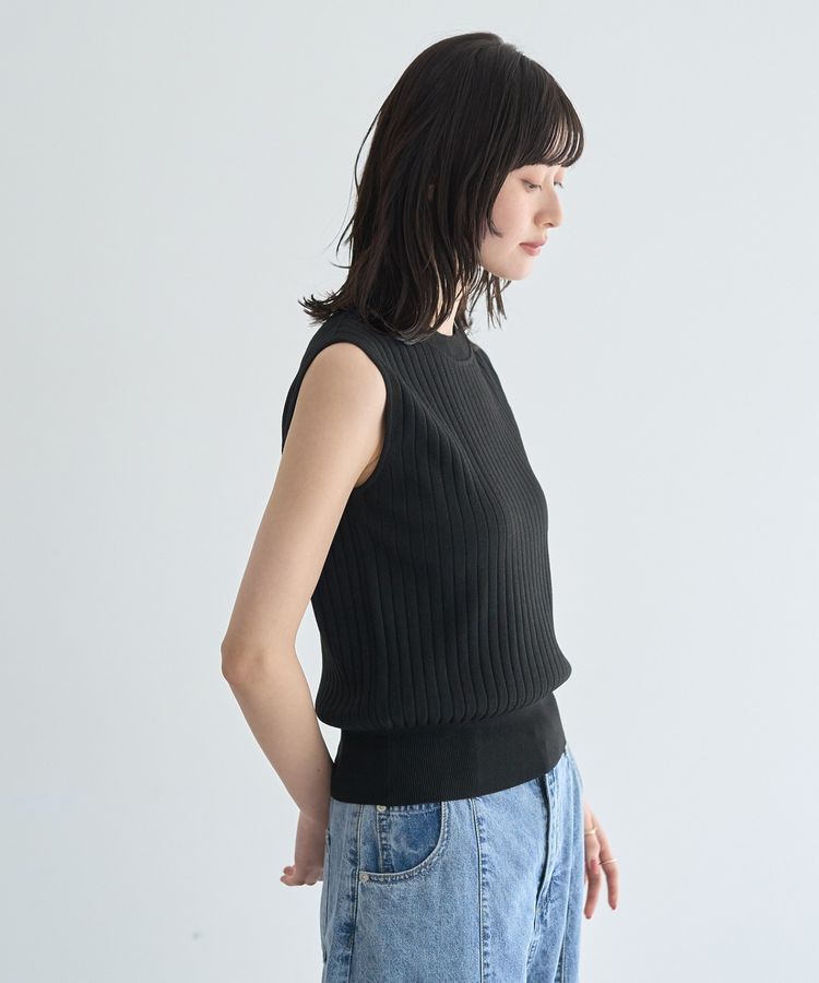 YECCA VECCA「【洗濯機洗い可】マシンウォッシャブルノースリーブリブニット」|ニット・セーター|
