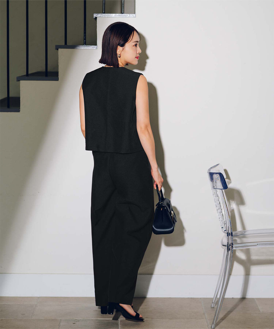 ur's「【春名亜美さんコラボアイテム】アシンメトリージレ&times;ワイドパンツセットアップ」|ベスト・ジレ|