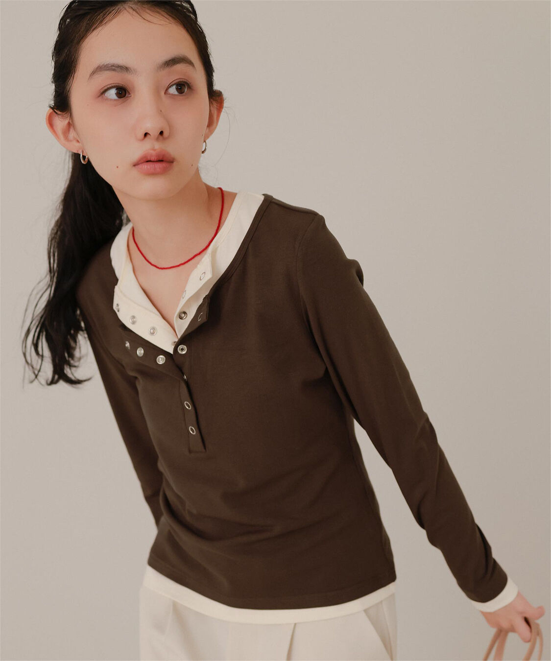miette「レイヤード風ヘンリーネックトップス」|Tシャツ・カットソー|ブラウン