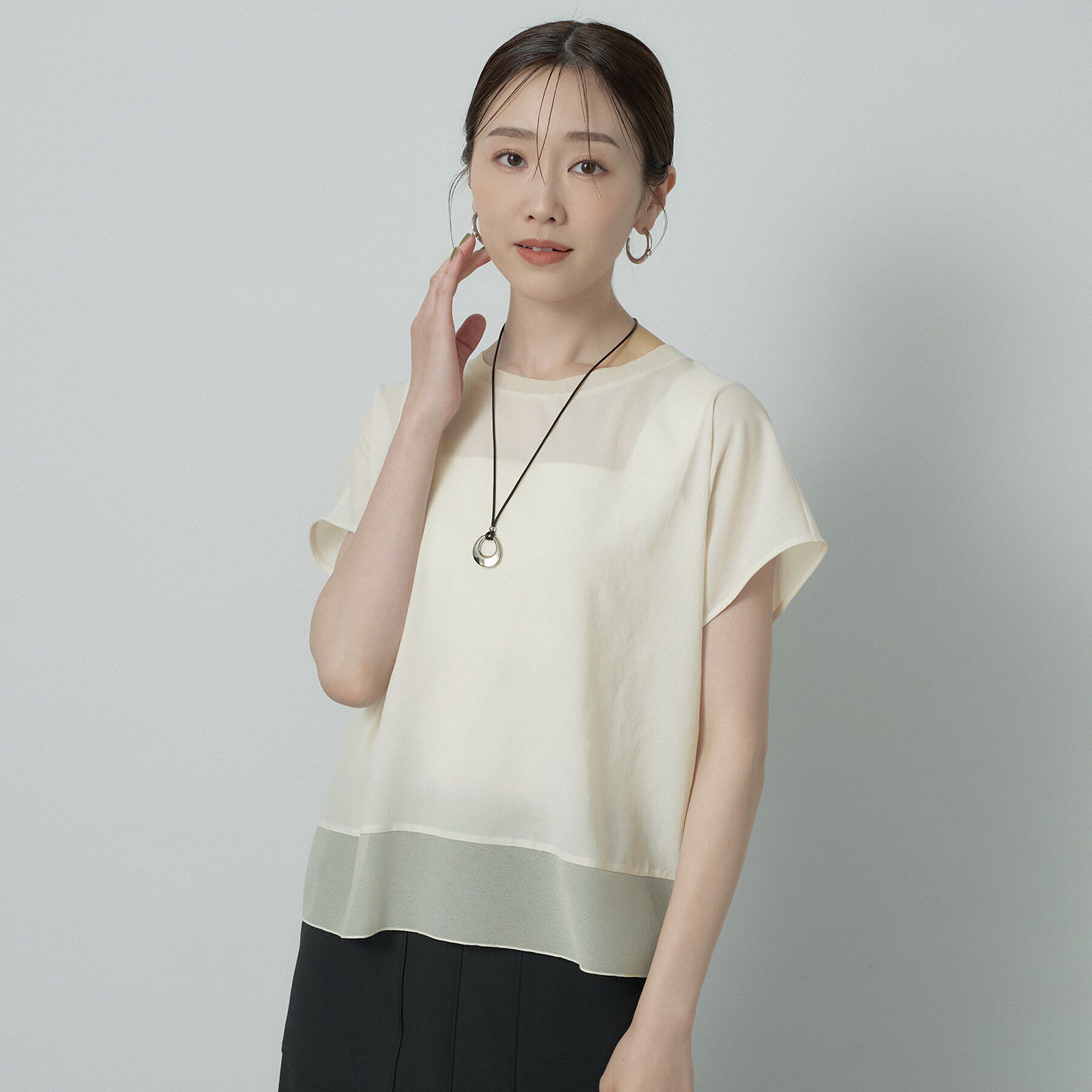 UNTITLED「【重ね着でおしゃれ見え】裾シアードッキングプルオーバー」|シャツ・ブラウス|
