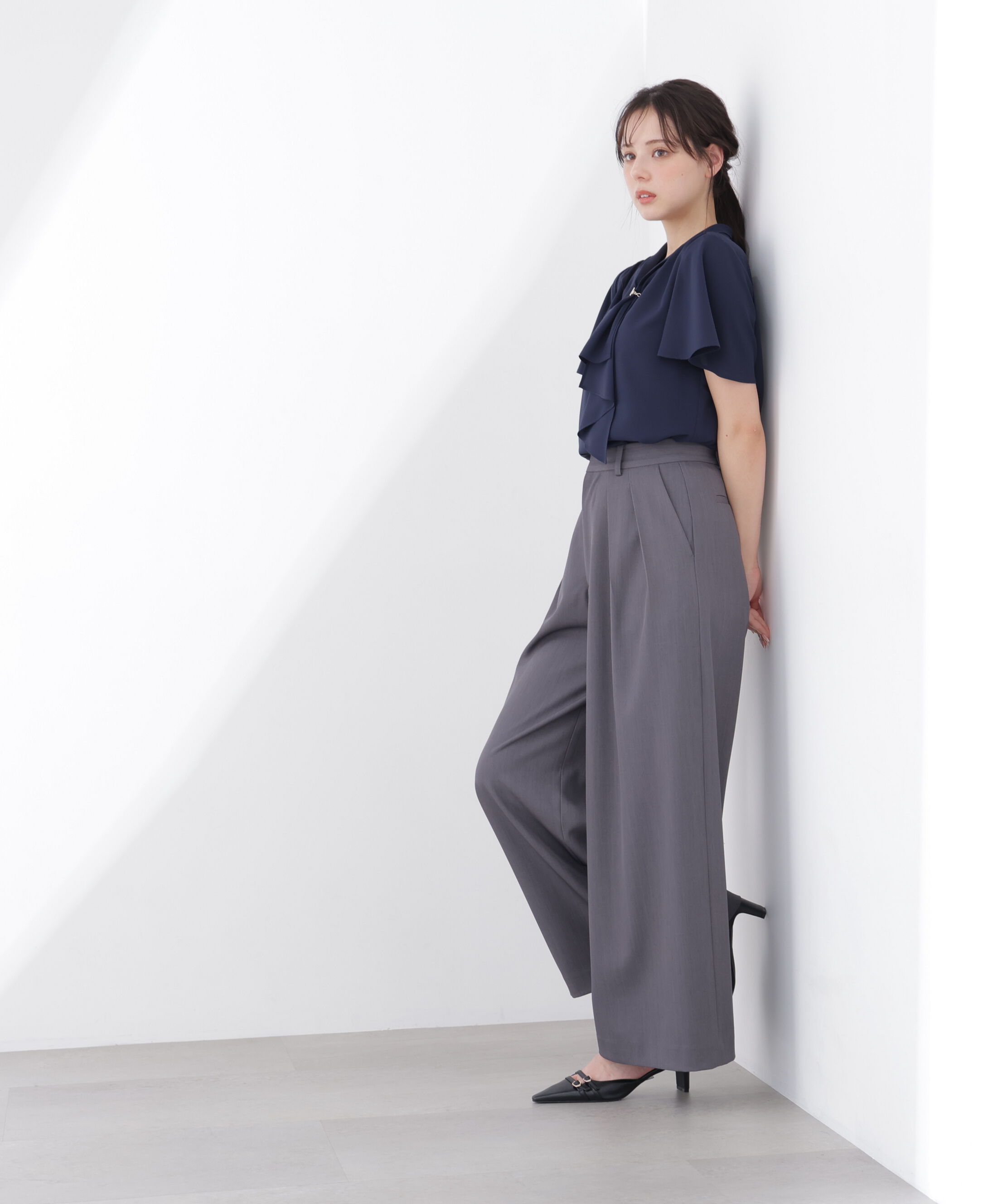 PROPORTION BODY DRESSING「チェーン付きフリルタイブラウス」|シャツ・ブラウス|