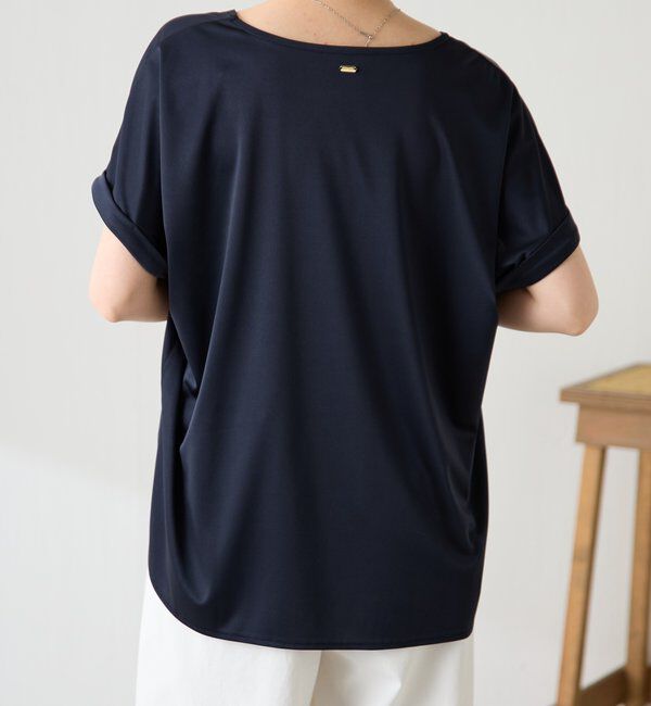  「【伸びるサテン素材/吸湿速乾/インナーにも◎】ストレッチサテンTシャツ」|Tシャツ・カットソー|