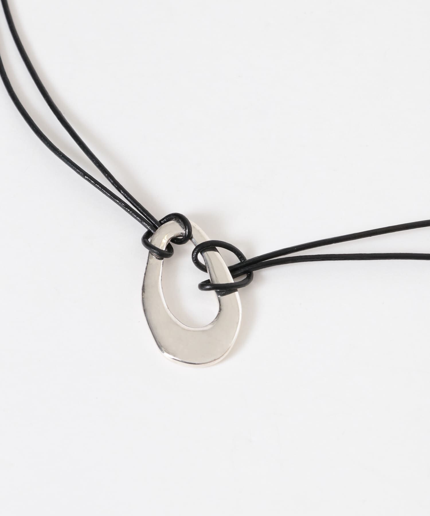 SMELLY「SMELLY so&rsquo;　oval plate cord necklace」|ネックレス|