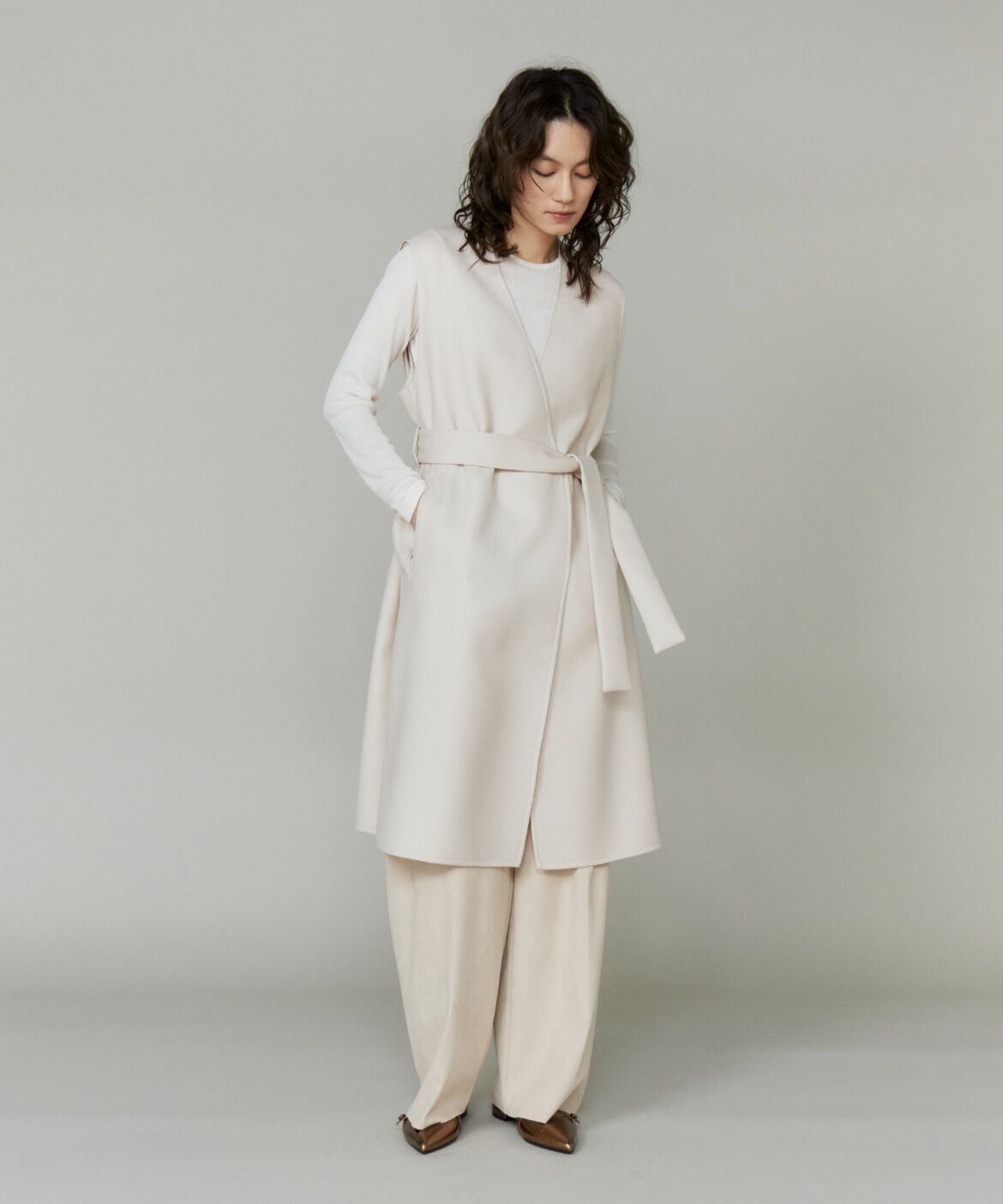 la veille by SUPERIOR CLOSET「《大きいサイズ》オーバージレ」|ダウンベスト・ベスト|