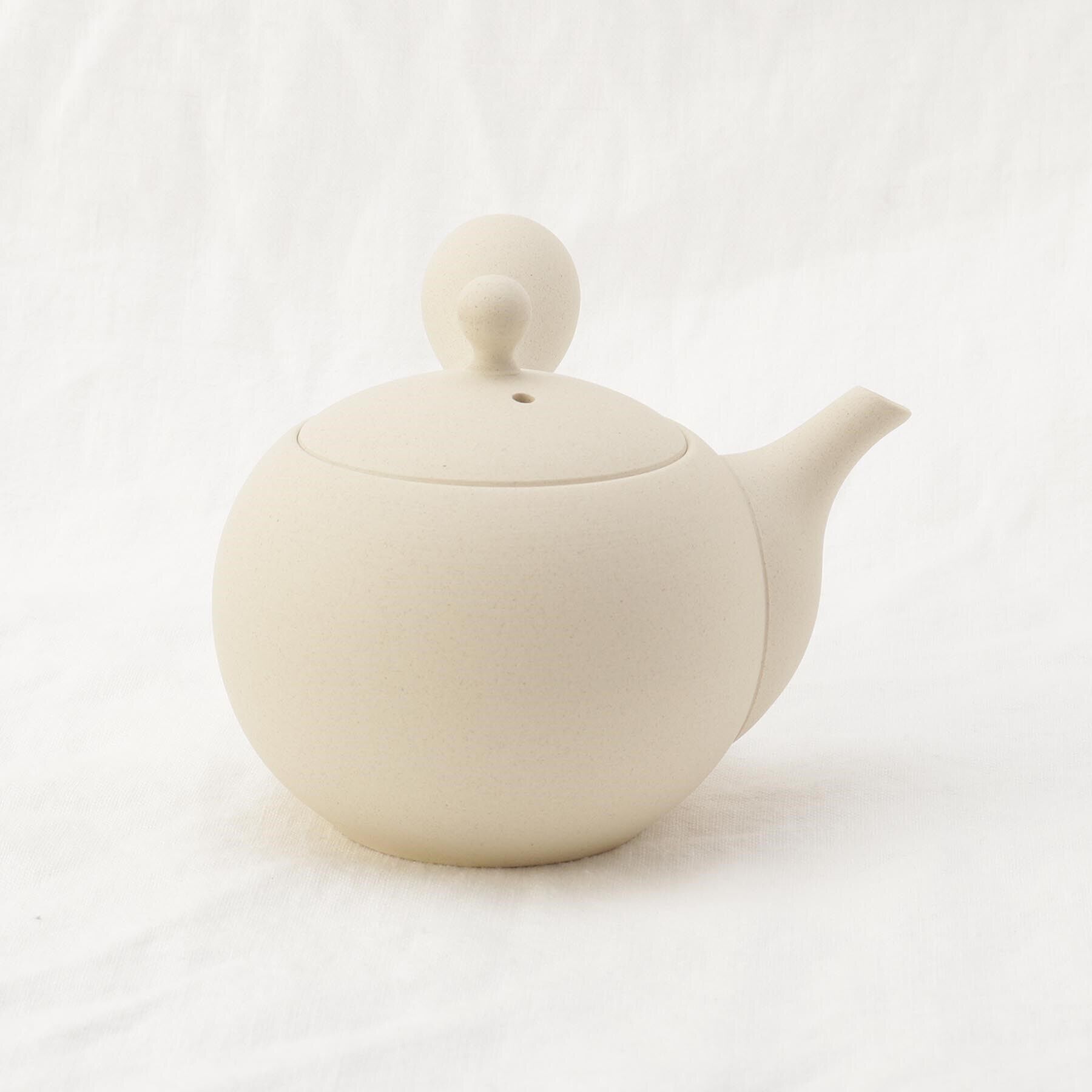 212 KITCHEN STORE「tokoname 丸型急須 WH ＜63 ロクサン＞」|食器・キッチングッズ|