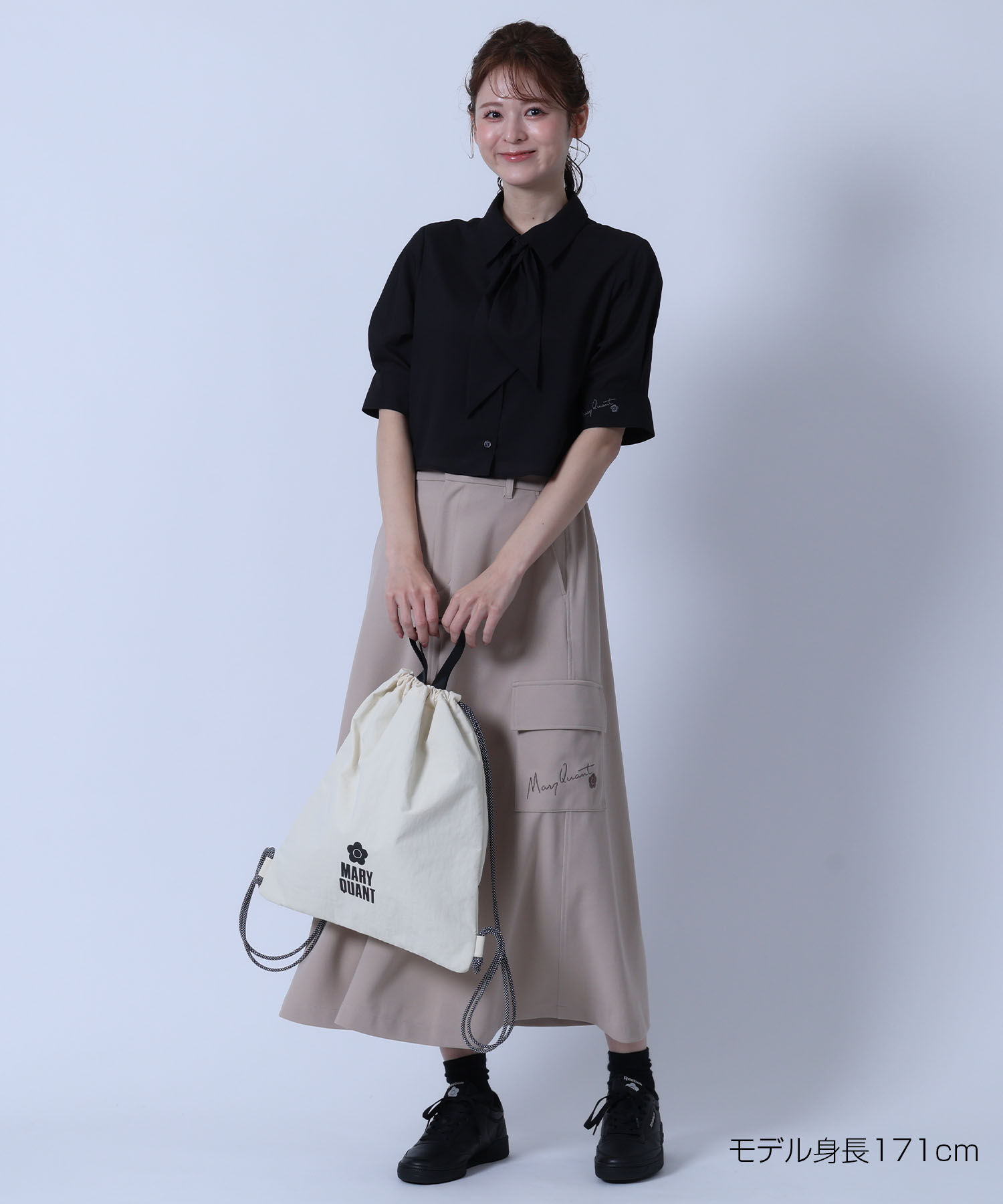 MARY QUANT「スカーフ付きクロップド ブラウス」|シャツ・ブラウス|