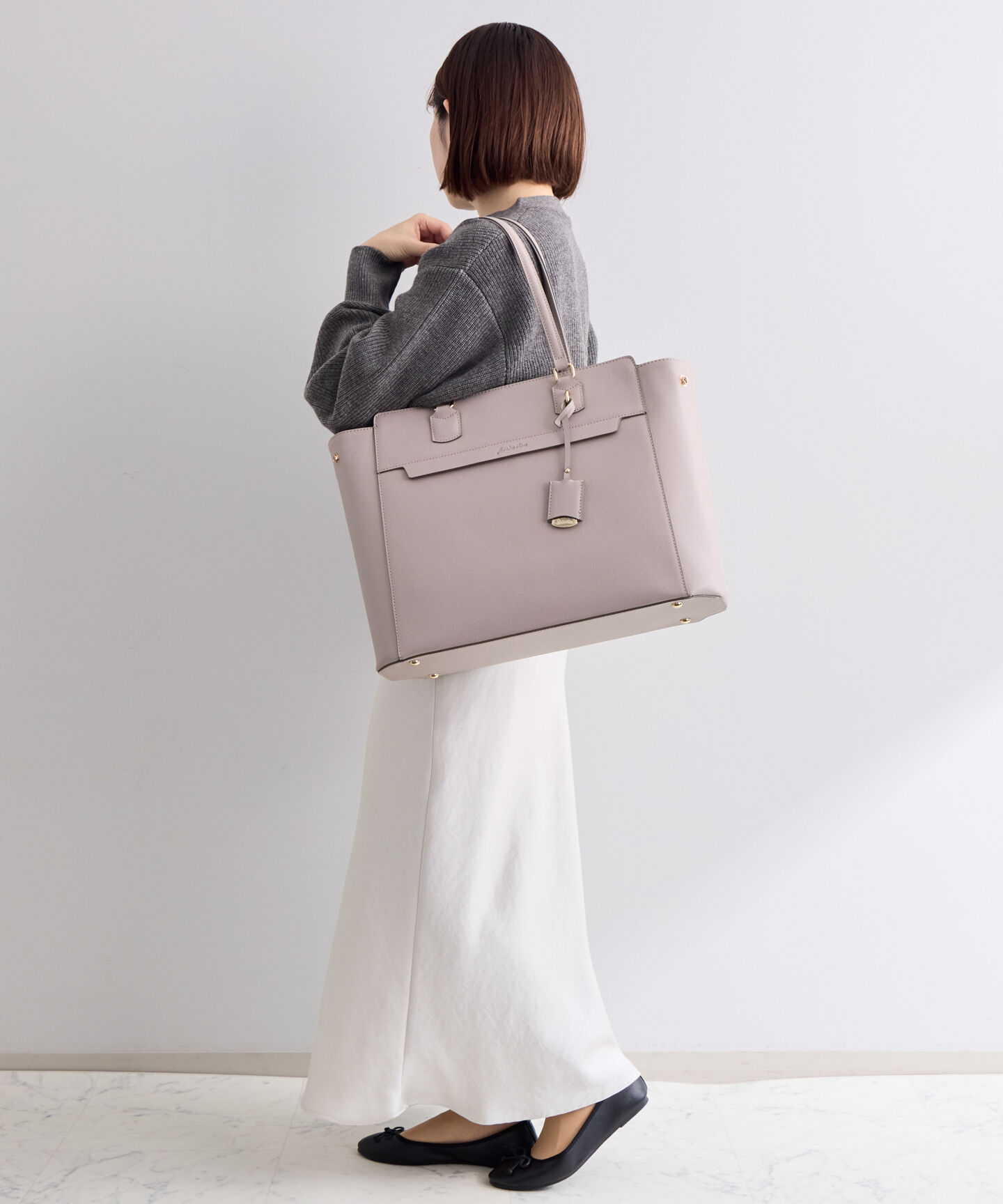Jewelna Rose「ジュエルナローズ リモハピ トートバッグ A4サイズ PC収納 通勤 リモートワーク 15.6インチ 10771」|トートバッグ|