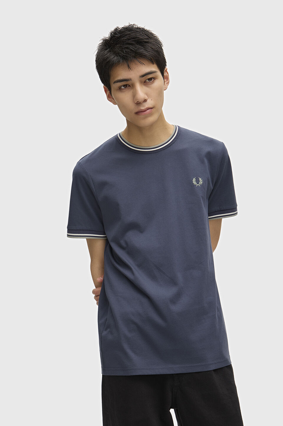 FRED PERRY 「FRED PERRY／Twin Tipped T-Shirt／ティップラインTシャツ M1588V」|Tシャツ・カットソー|