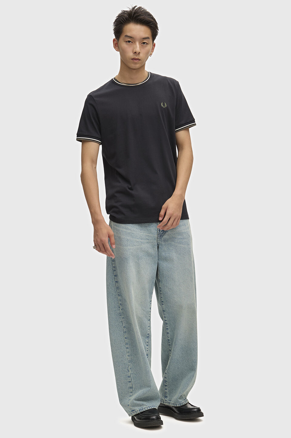 FRED PERRY 「FRED PERRY／Twin Tipped T-Shirt／ティップラインTシャツ M1588V」|Tシャツ・カットソー|