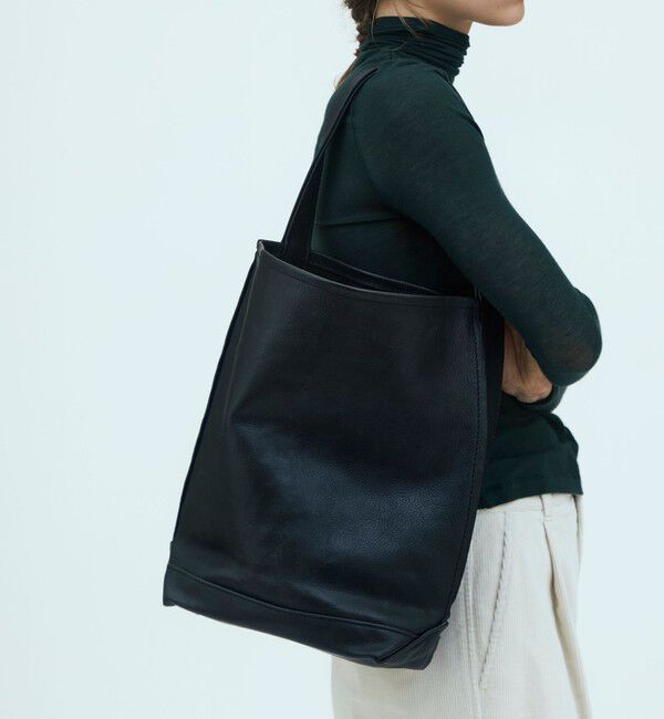 TOMORROWLAND GOODS「TEMBEA BAGUETTE ゴートレザー トートバッグ」|トートバッグ|