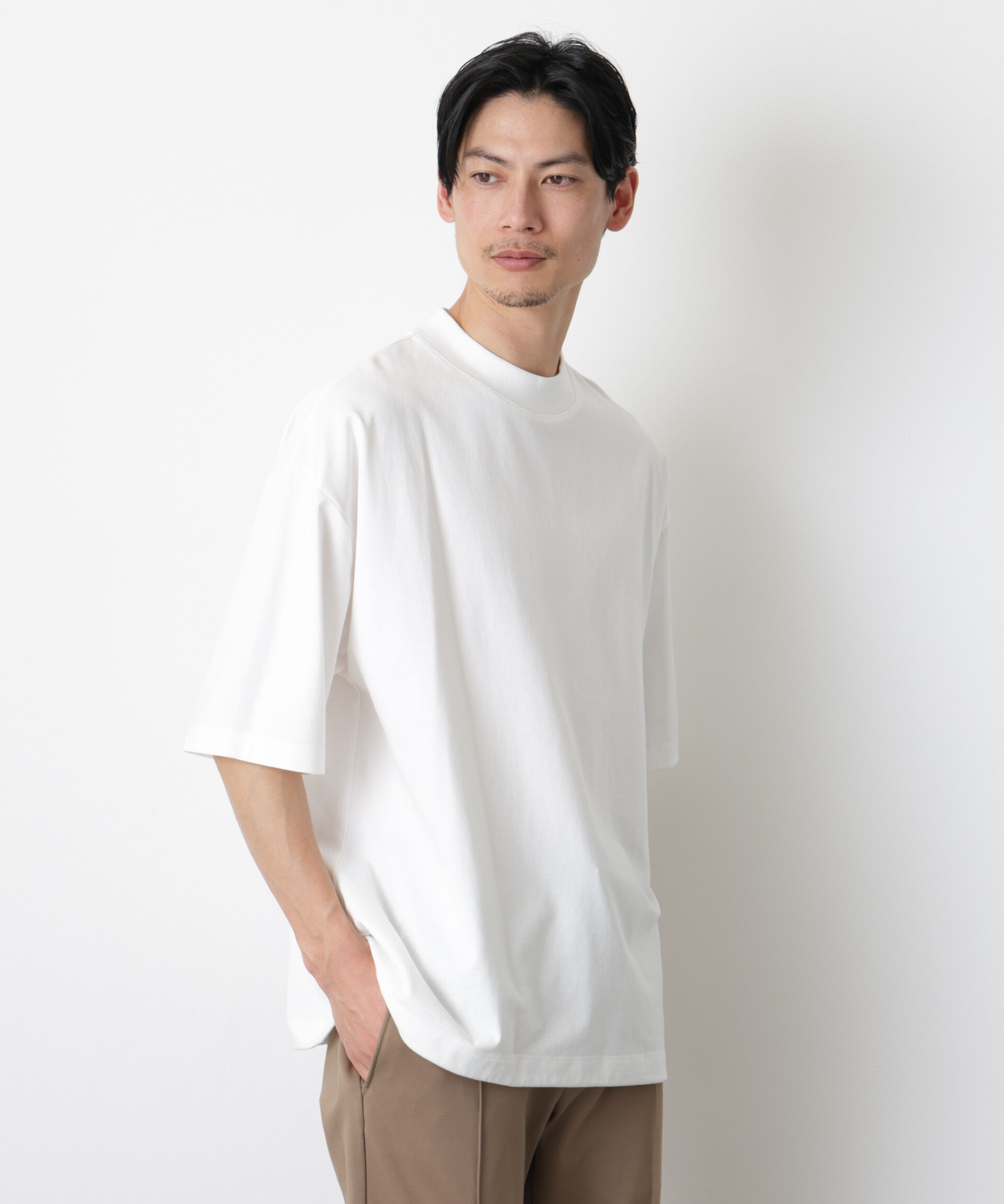 nano･universe「ソラーロワイドモックネックTシャツ」|Tシャツ・カットソー|ホワイト