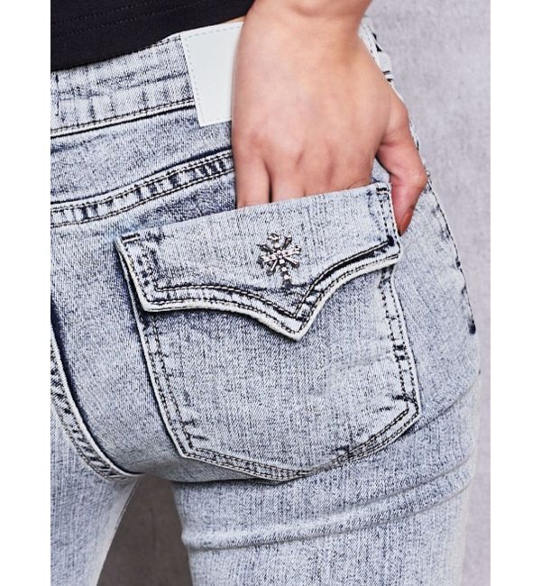 GYDA「ジャストウエストsacred edge crossポケットSIDE RIPPEDデニムフレアパンツ」|デニム|
