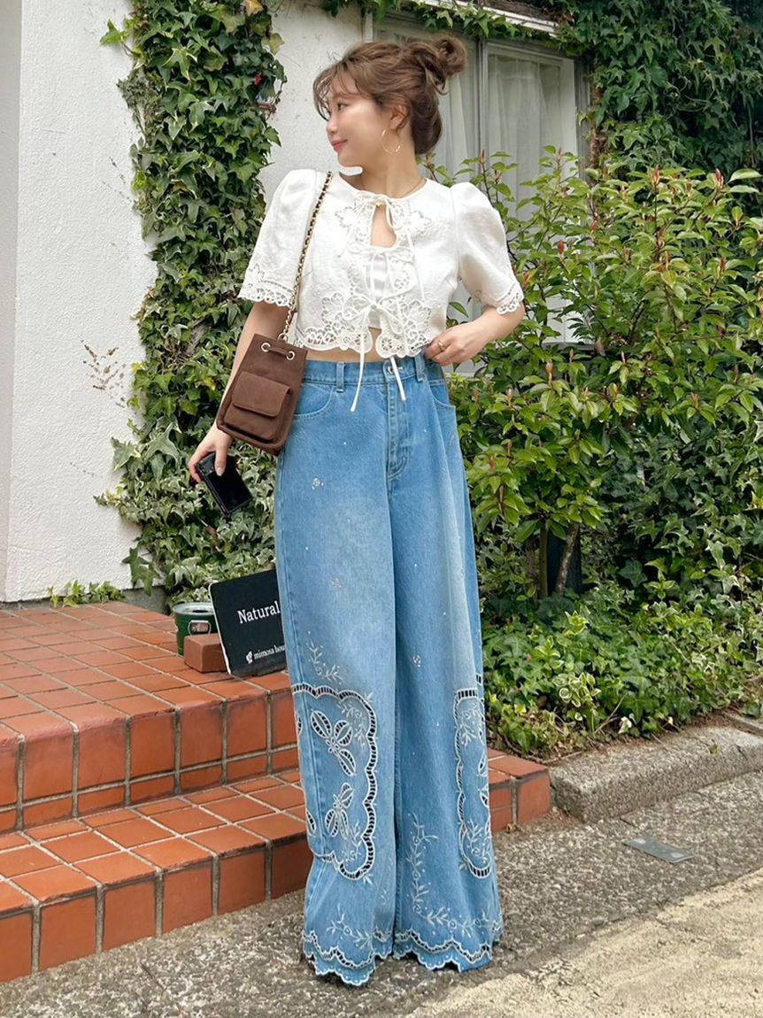 LILY BROWN「[L.B CANDY STOCK]カットワークビジューデニムパンツ」|デニム|