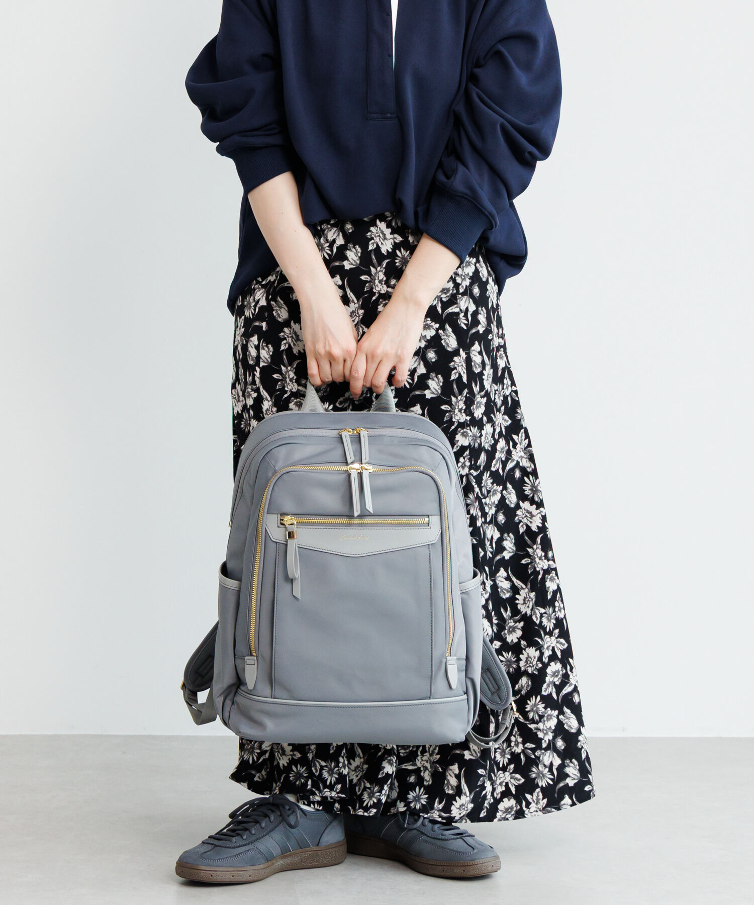  「Jewelna Rose/ジュエルナローズ リラ リュックサック  A4サイズ 14インチ収納 背面メッシュ 16362 バッグ」|リュック|