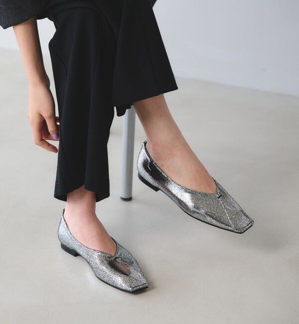 BEAUTY&YOUTH UNITED ARROWS「Vカット メタリックカラー フラットシューズ」|ローファー|