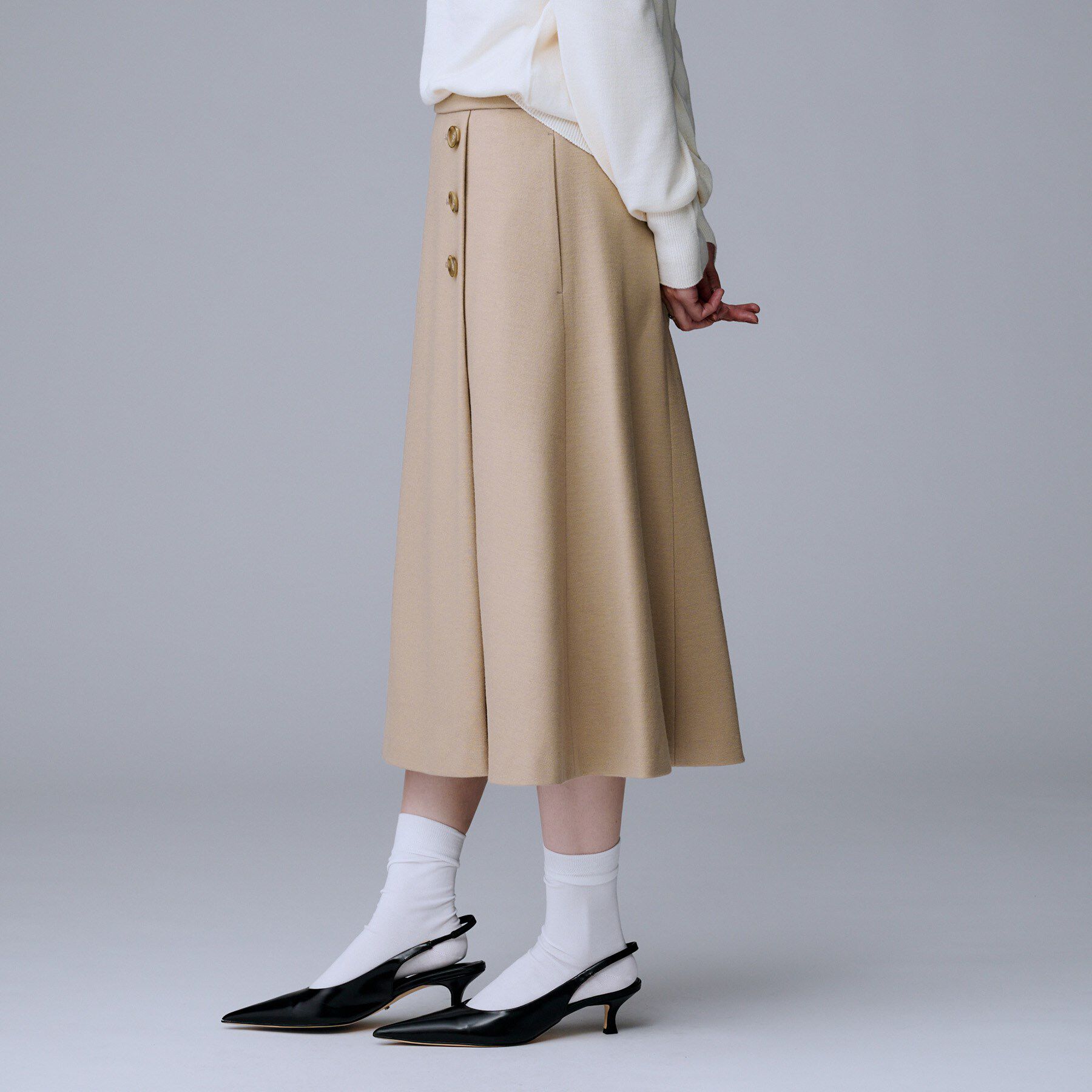 UNTITLED「【ウール100%/後ろウエストゴム】ミルドスムースフレアスカート」|スカート|
