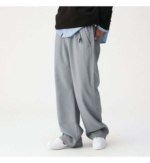 BEAMS「【別注】Gramicci / ピンストライプ パンツ」|チノ|GREY